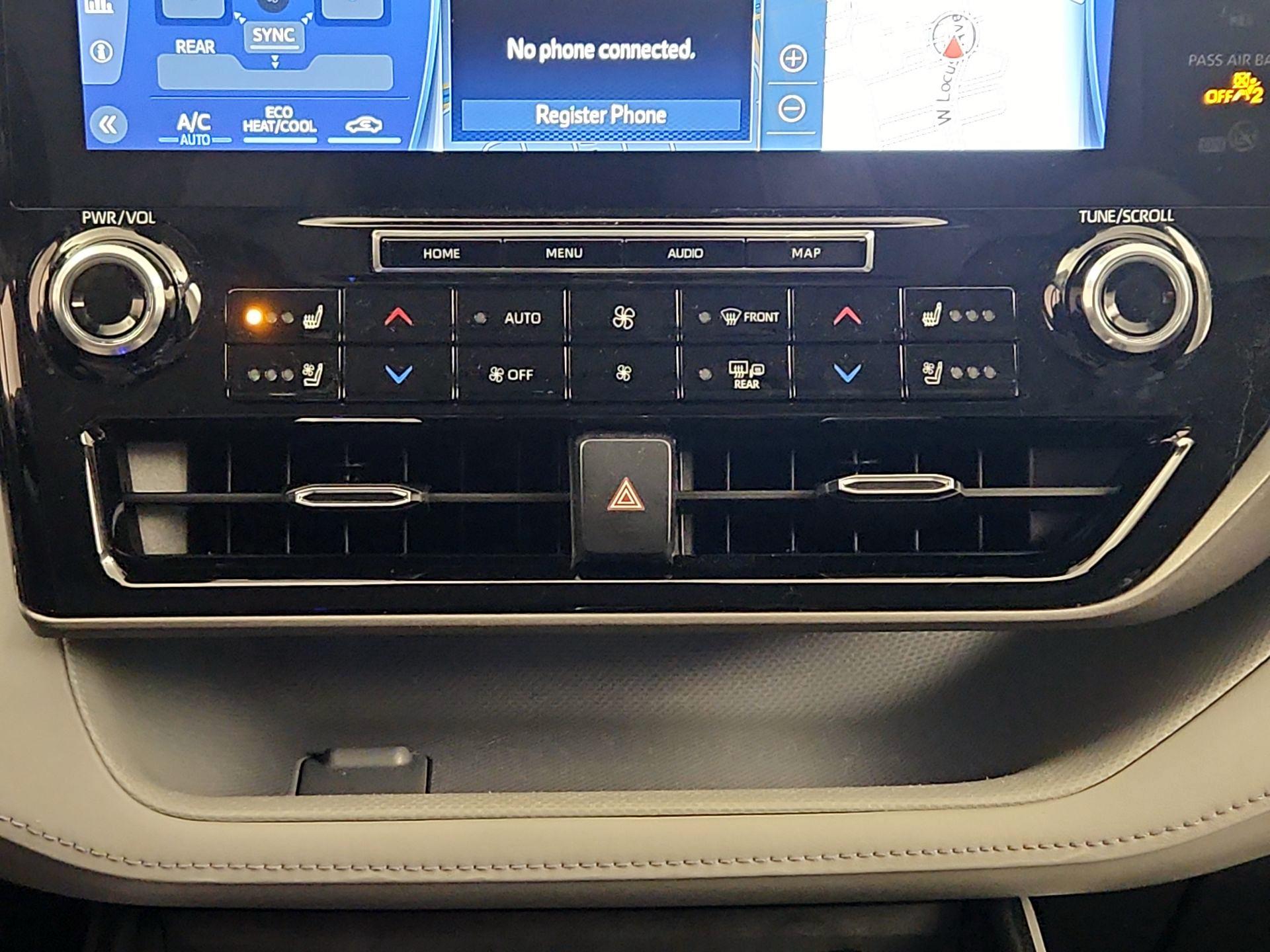 Thumbnail: 2022 Toyota Highlander - 17