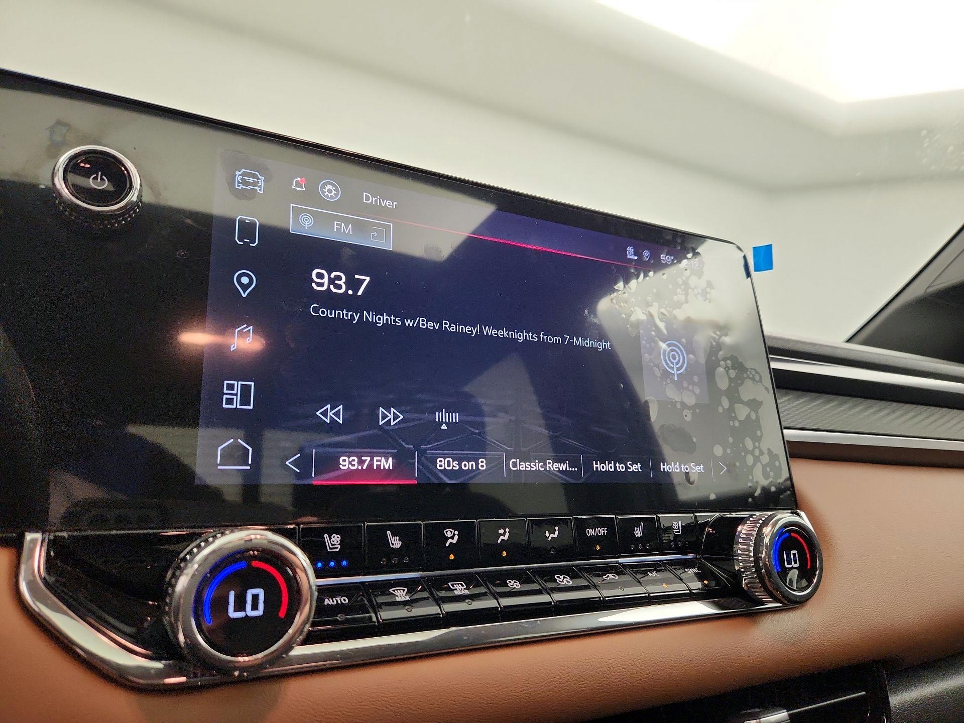 Thumbnail: 2025 GMC Canyon - 16