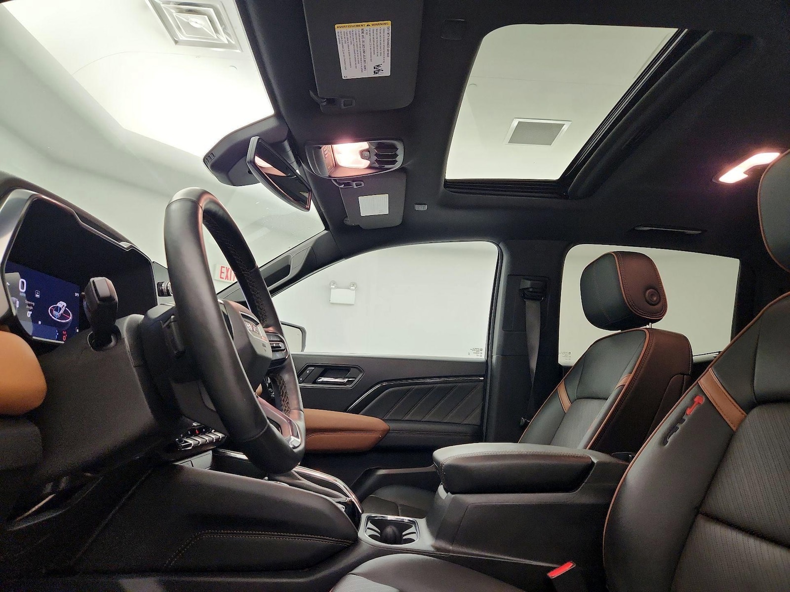 2025 GMC Canyon AT4 - Photo 21