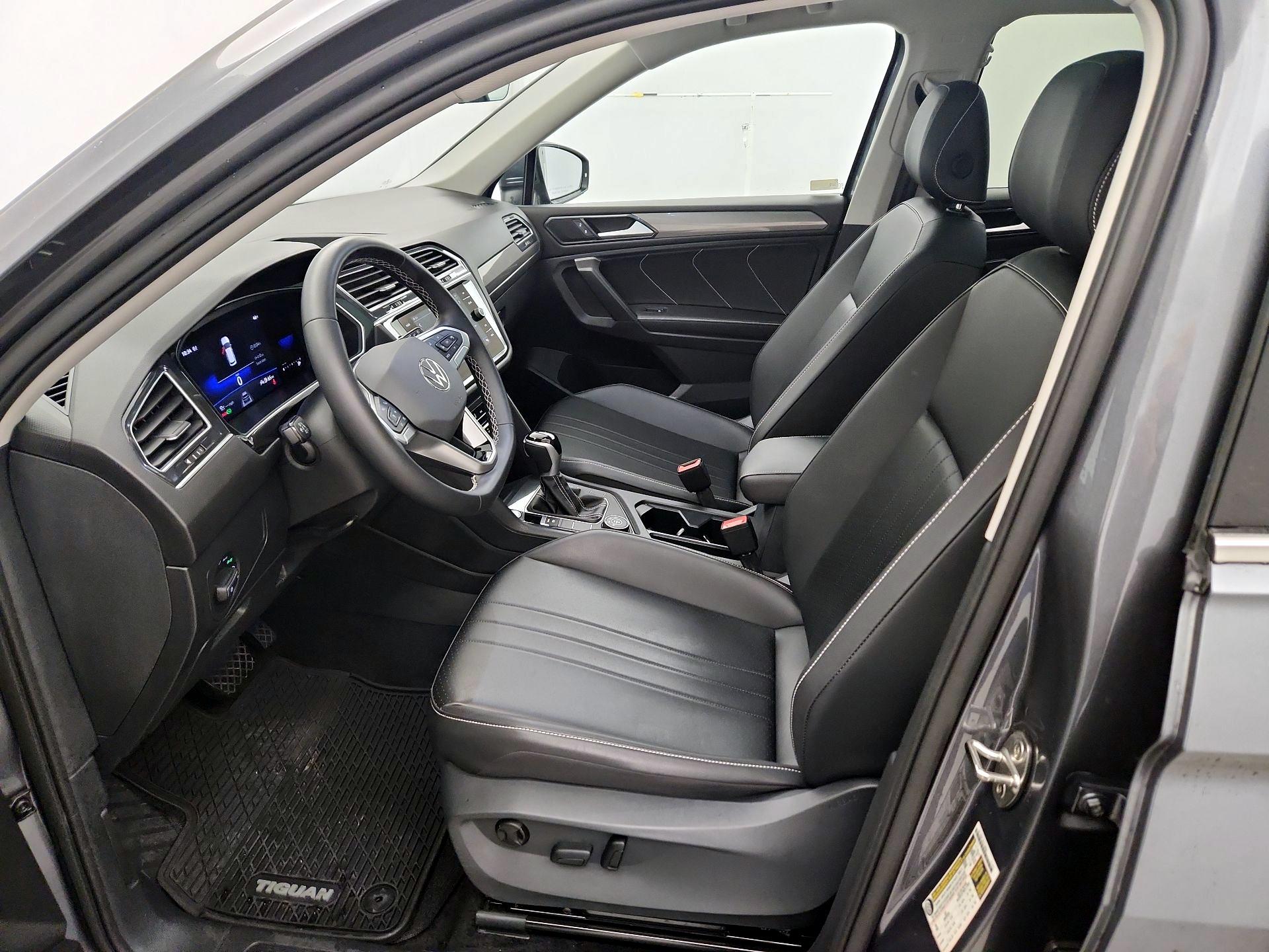 Thumbnail: 2024 Volkswagen Tiguan - 11