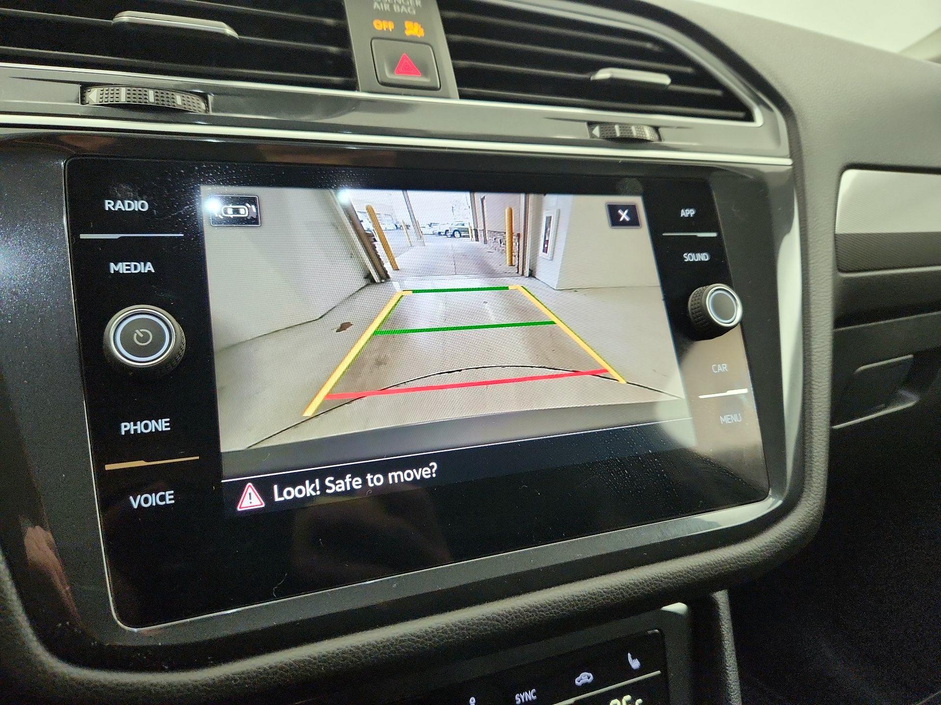 Thumbnail: 2024 Volkswagen Tiguan - 14