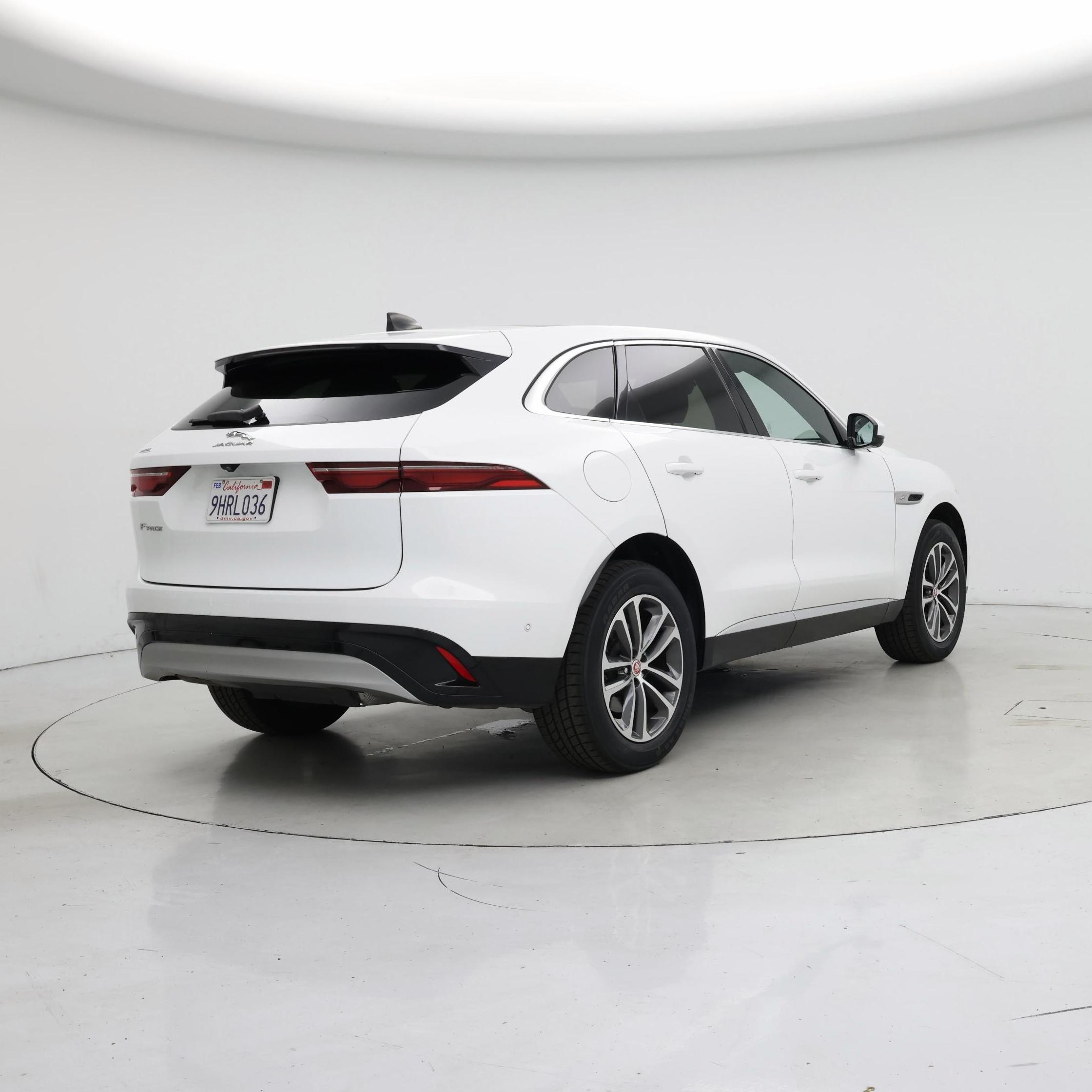 Thumbnail: 2021 Jaguar F-Pace - 8