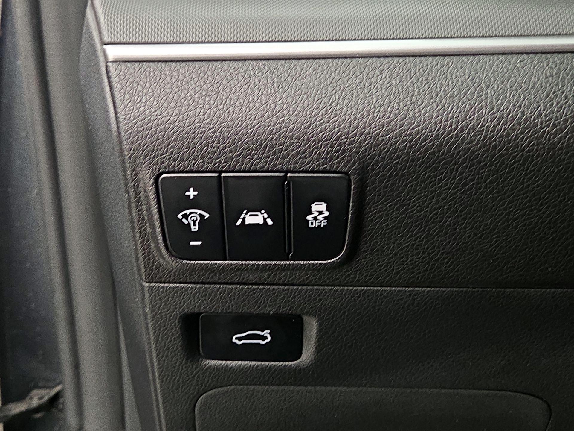 Thumbnail: 2021 Kia K5 - 13