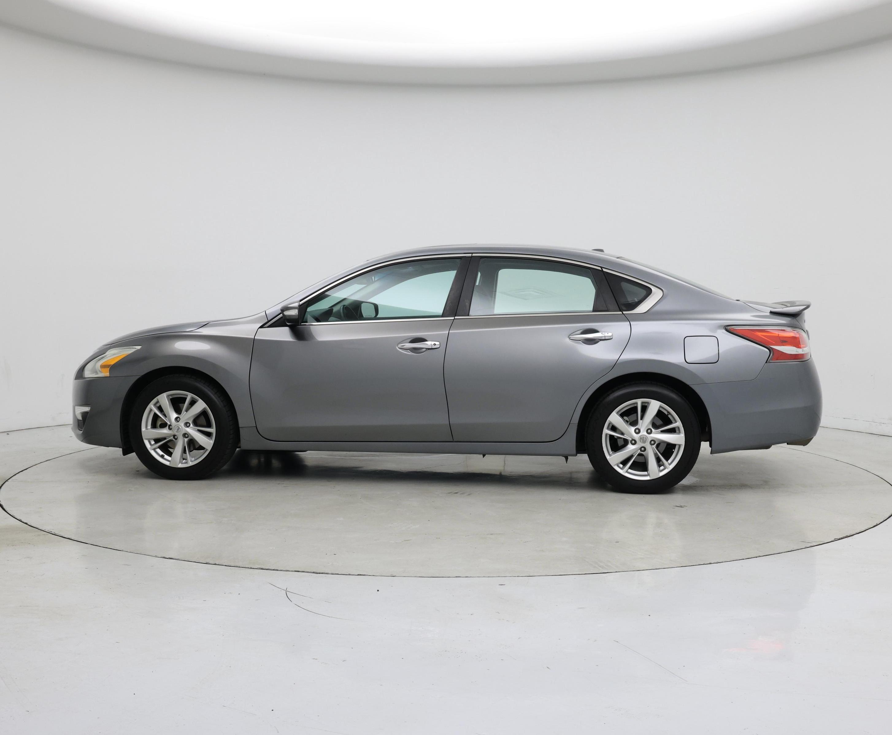 Thumbnail: 2015 Nissan Altima - 3