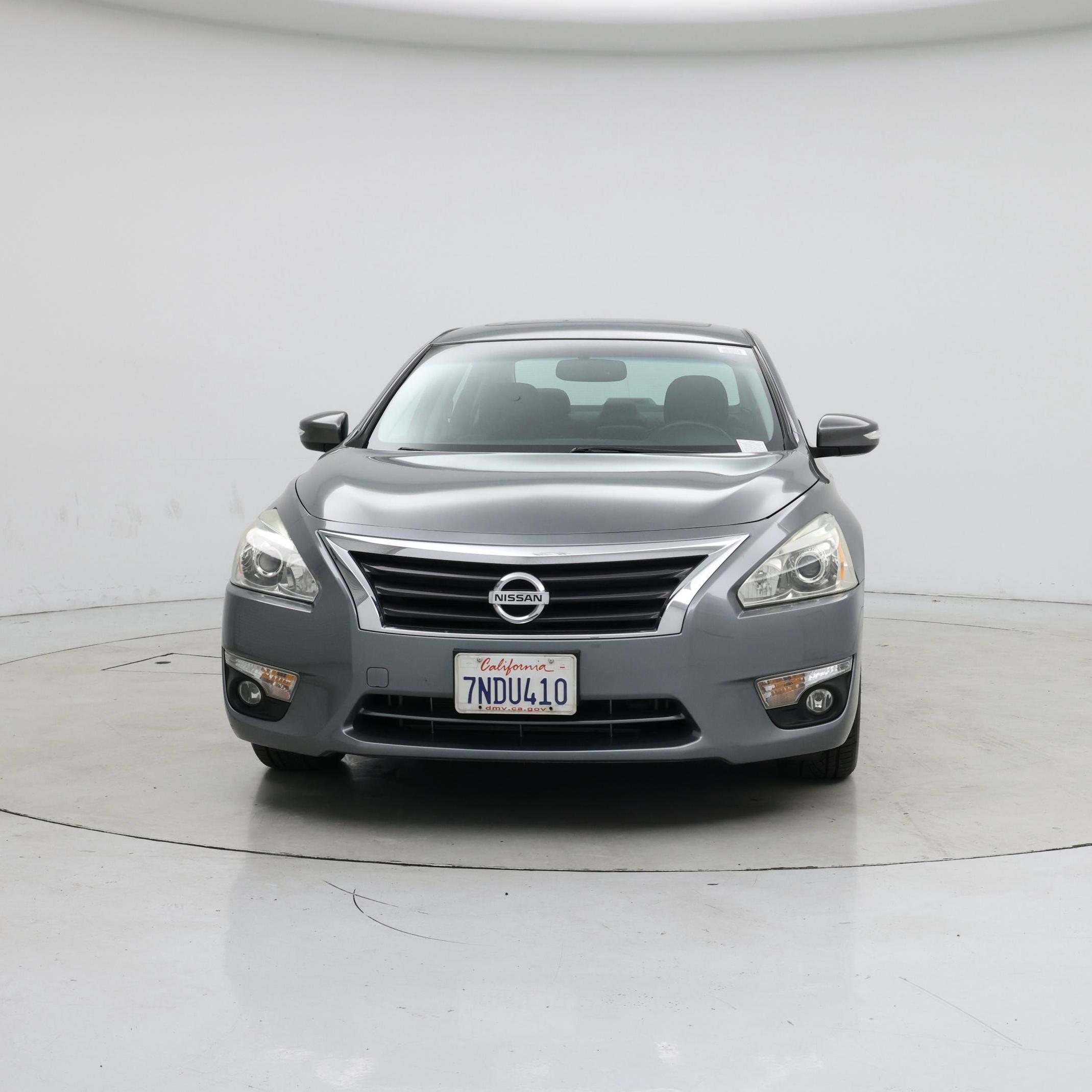 Thumbnail: 2015 Nissan Altima - 5