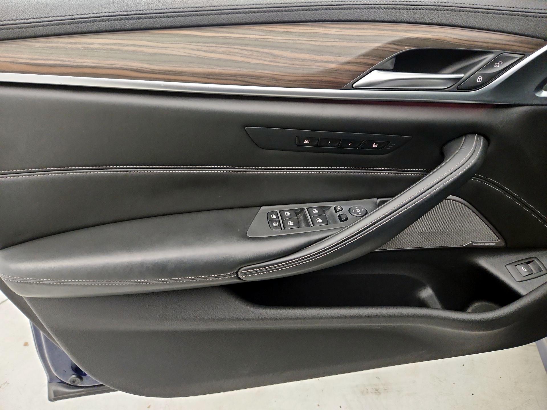 Thumbnail: 2018 BMW 5 Series - 12