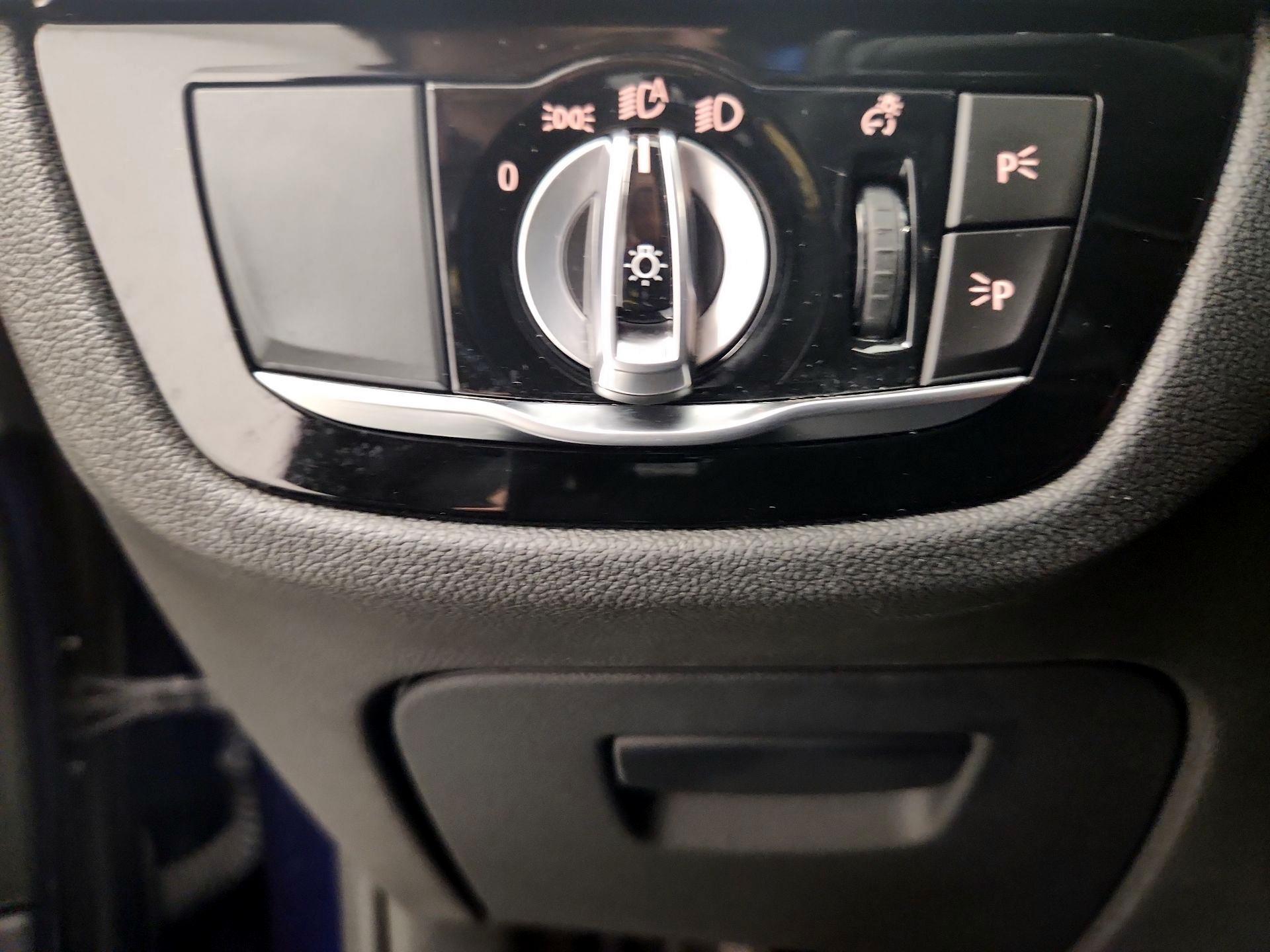 Thumbnail: 2018 BMW 5 Series - 13