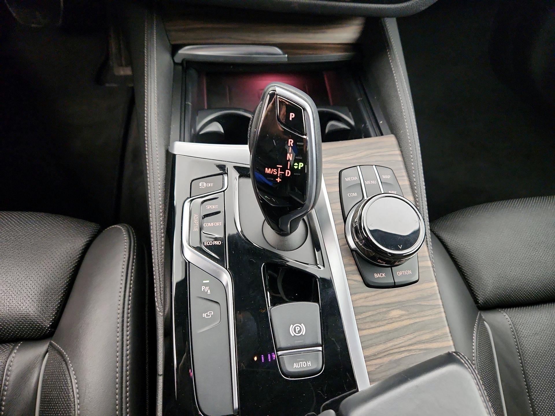 Thumbnail: 2018 BMW 5 Series - 17