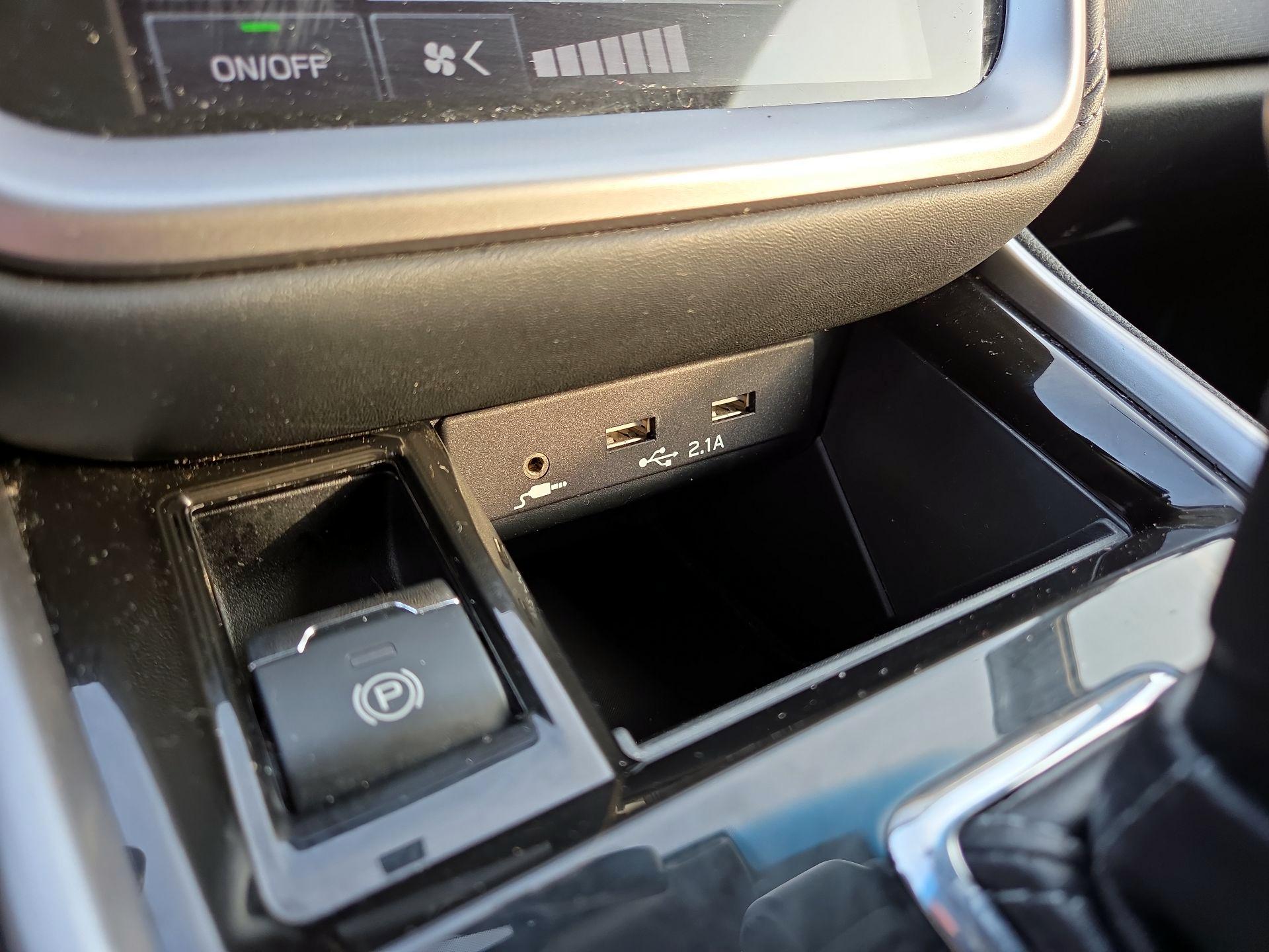 Thumbnail: 2022 Subaru Outback - 16