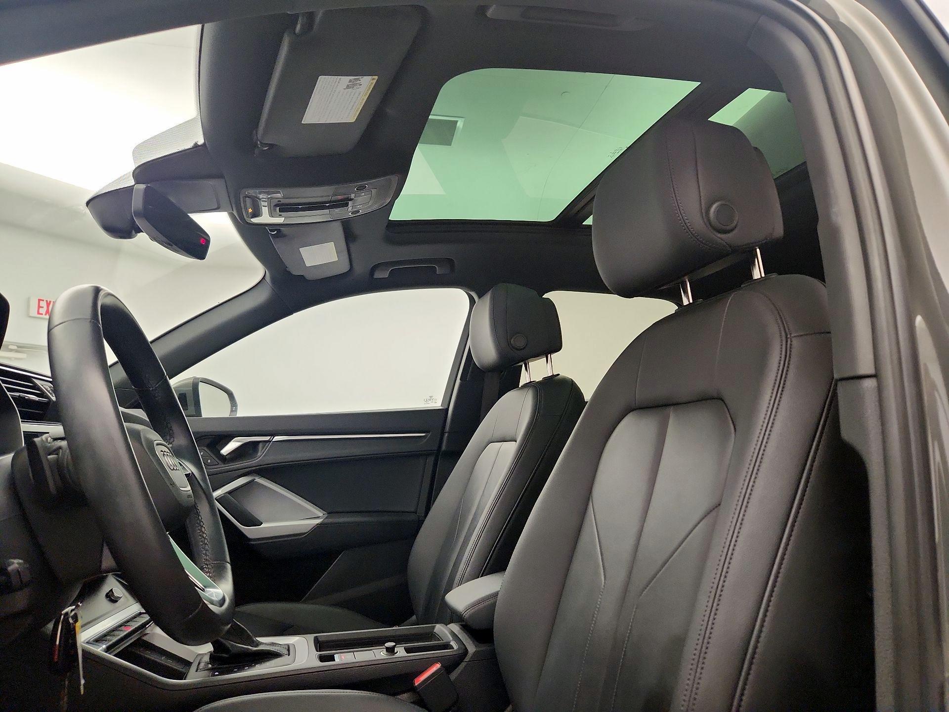 Thumbnail: 2022 Audi Q3 - 19