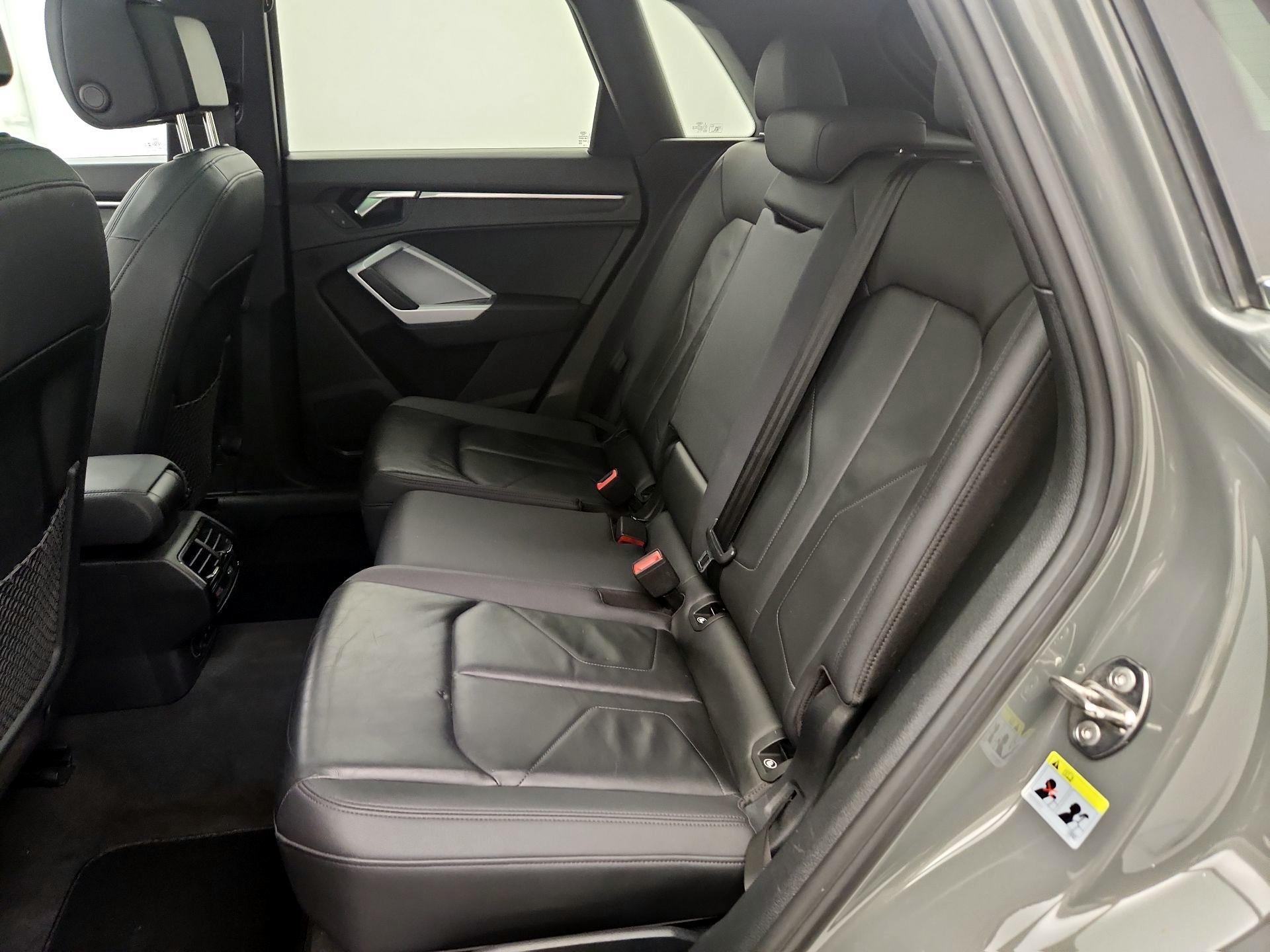 Thumbnail: 2022 Audi Q3 - 20