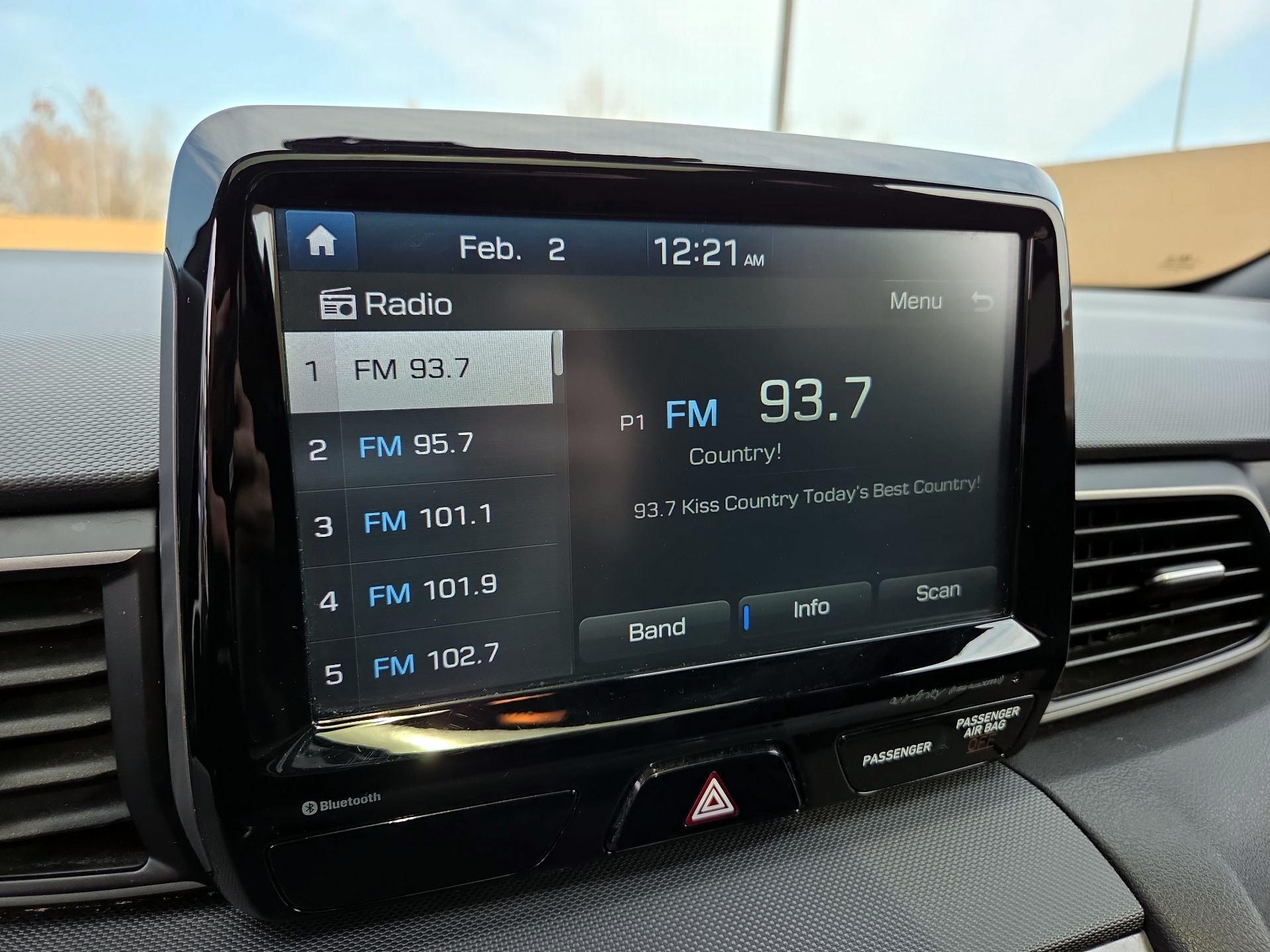 Thumbnail: 2019 Hyundai Veloster - 13