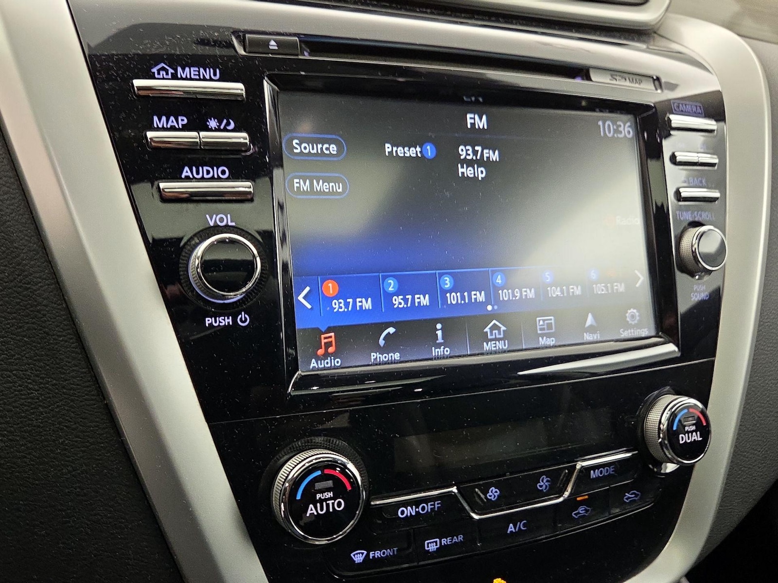 2017 Nissan Murano Platinum - Photo 17