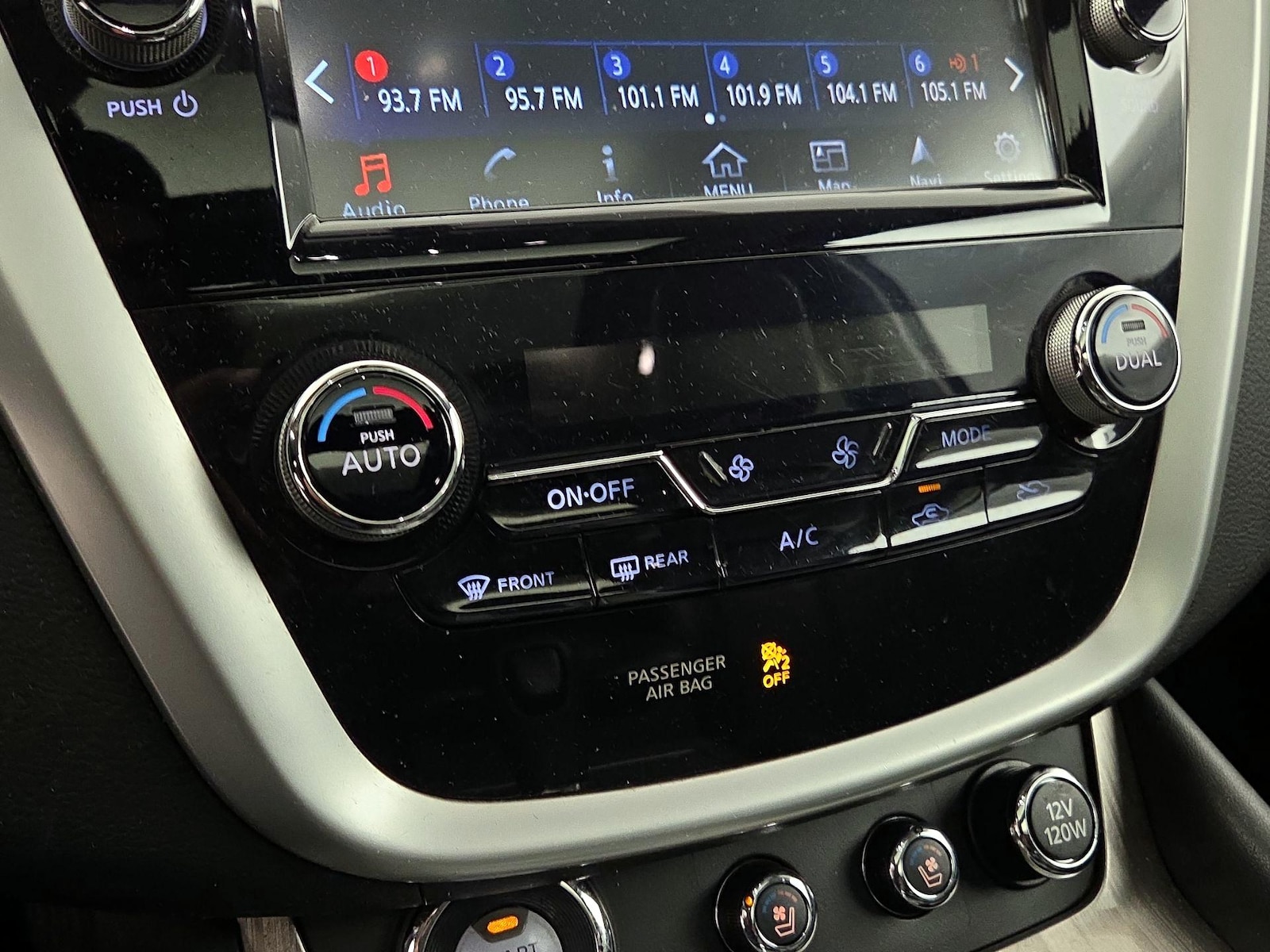 2017 Nissan Murano Platinum - Photo 18