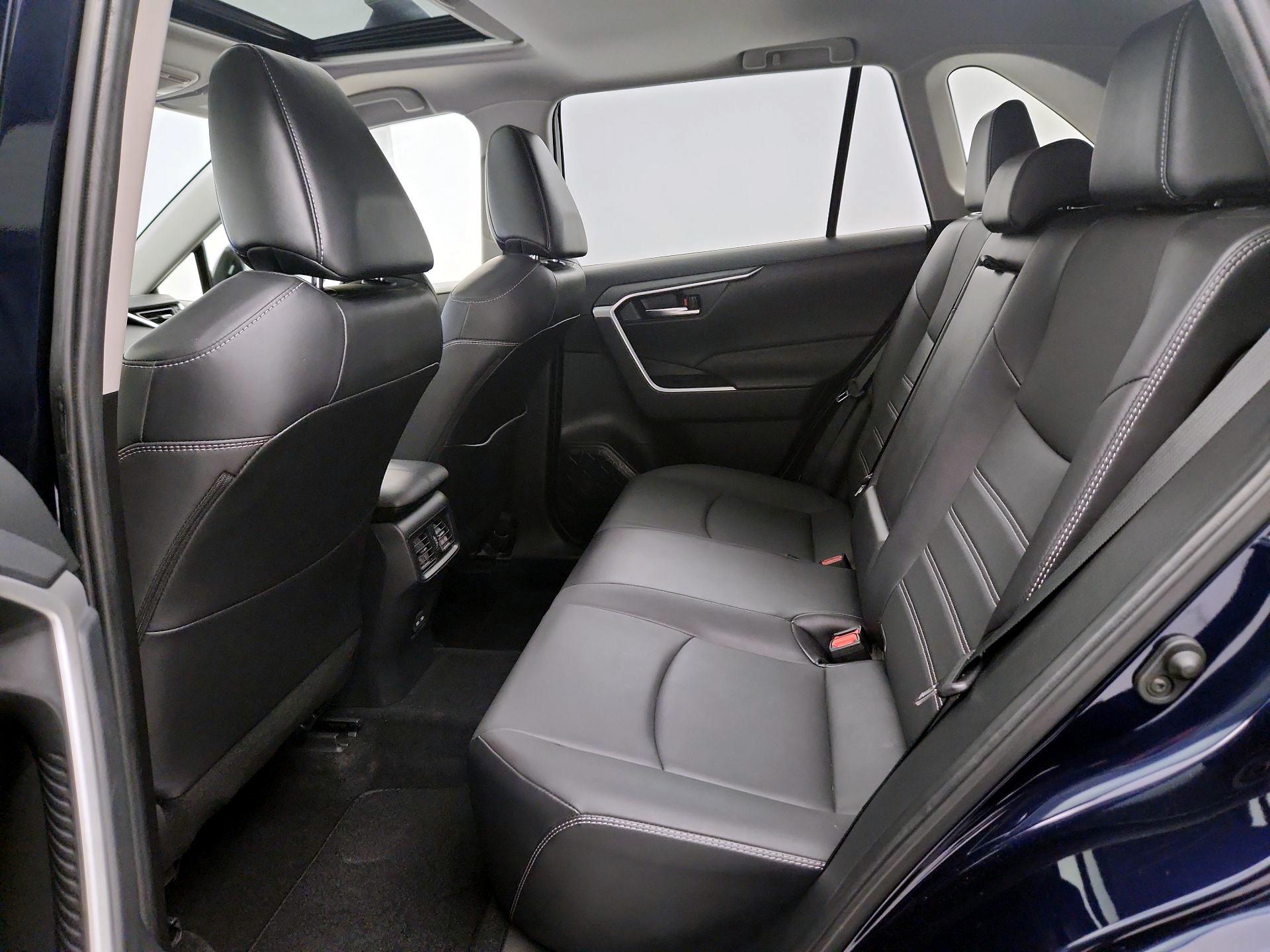 Thumbnail: 2023 Toyota RAV4 - 20