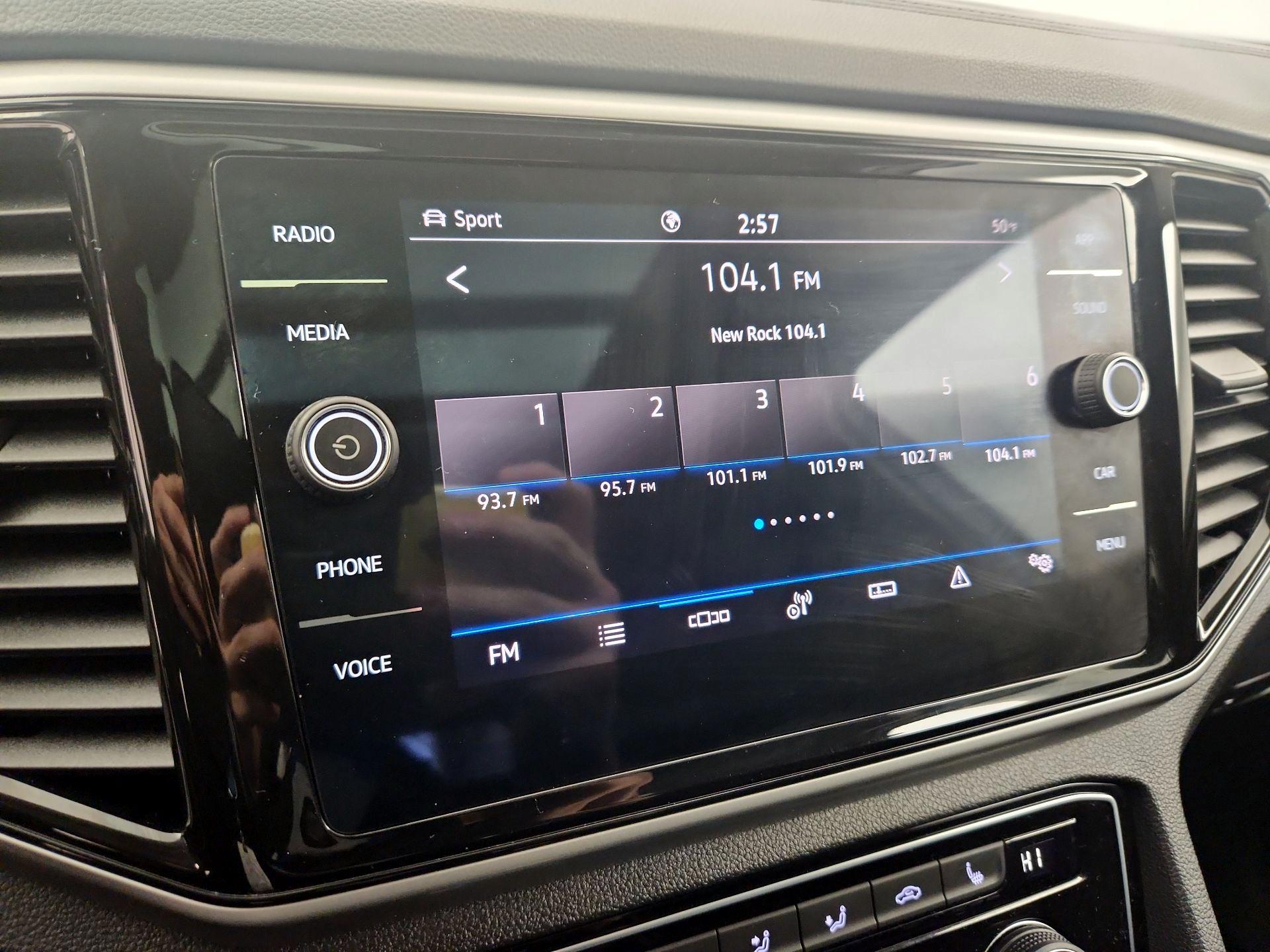 Thumbnail: 2023 Volkswagen Atlas - 15