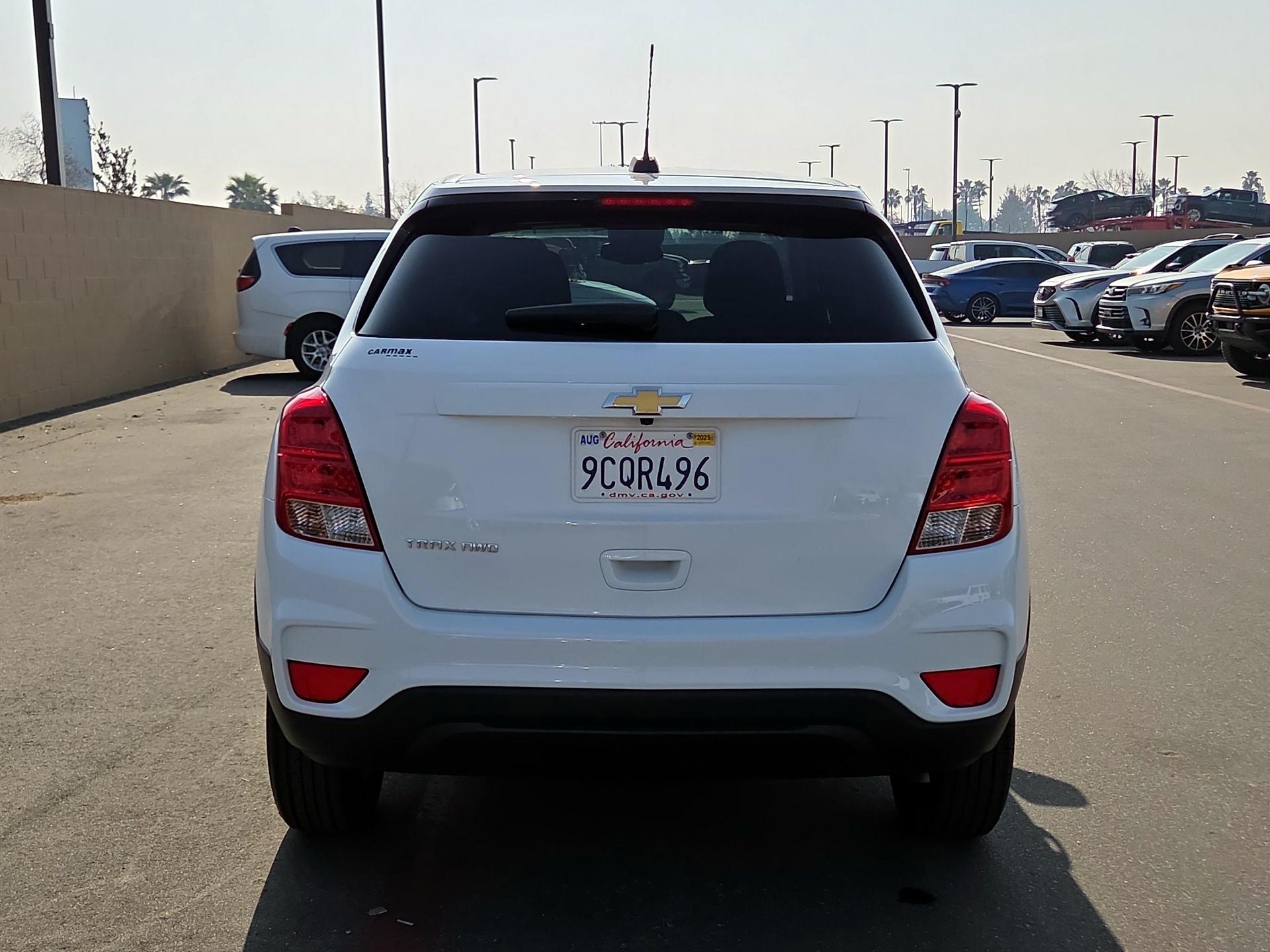 Thumbnail: 2022 Chevrolet Trax - 6