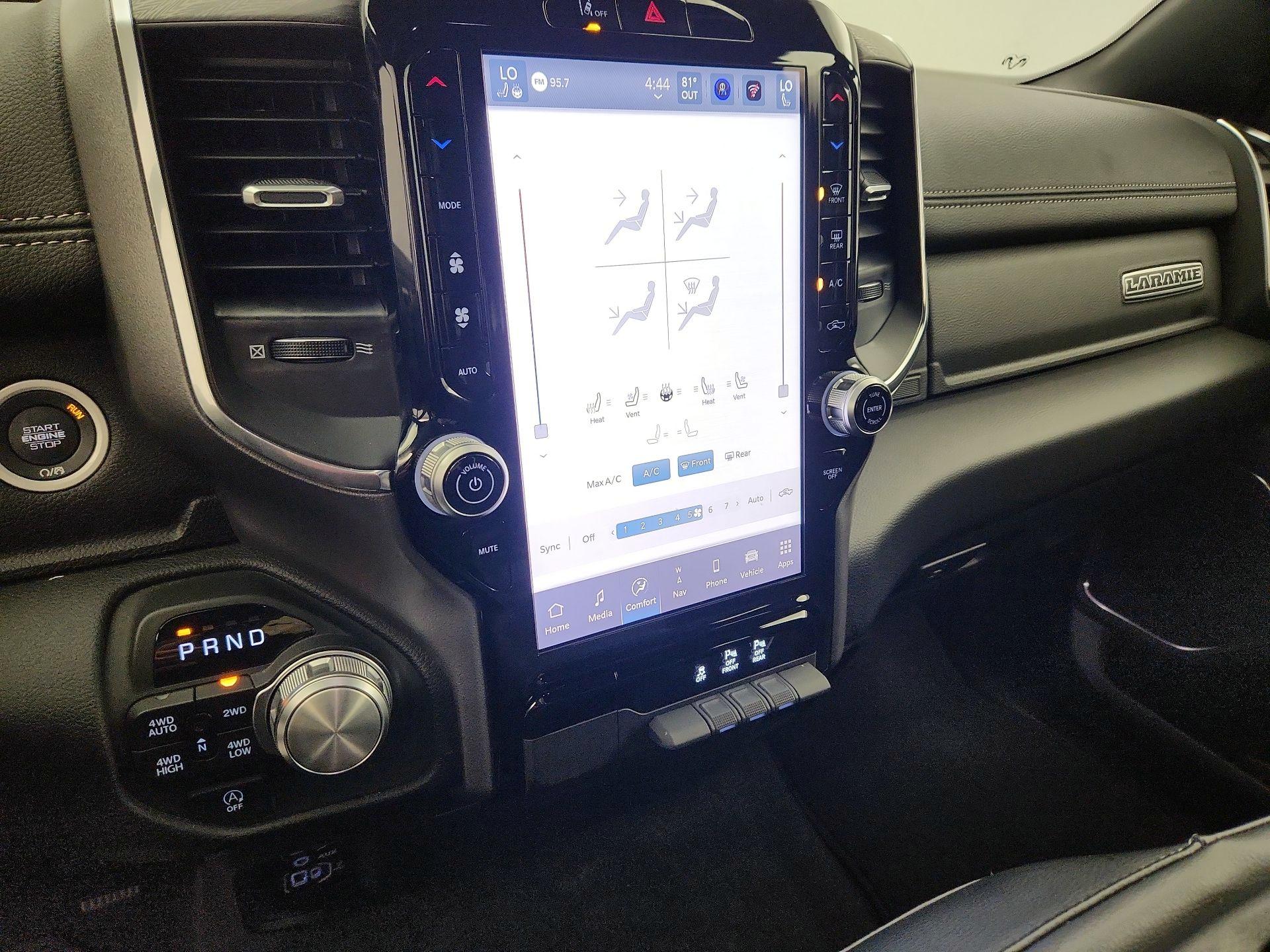 Thumbnail: 2025 RAM 1500 - 17