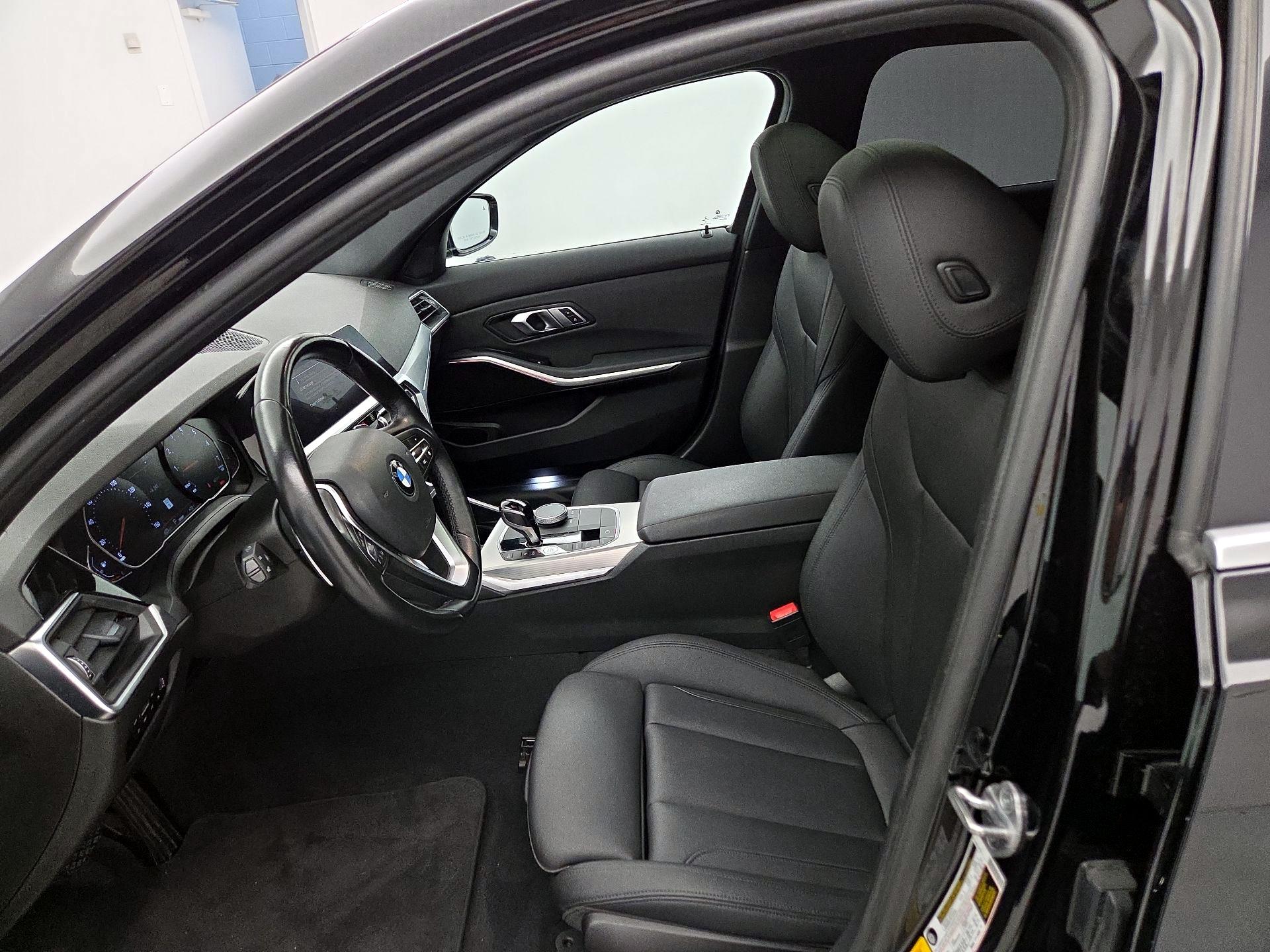 Thumbnail: 2021 BMW 3 Series - 11