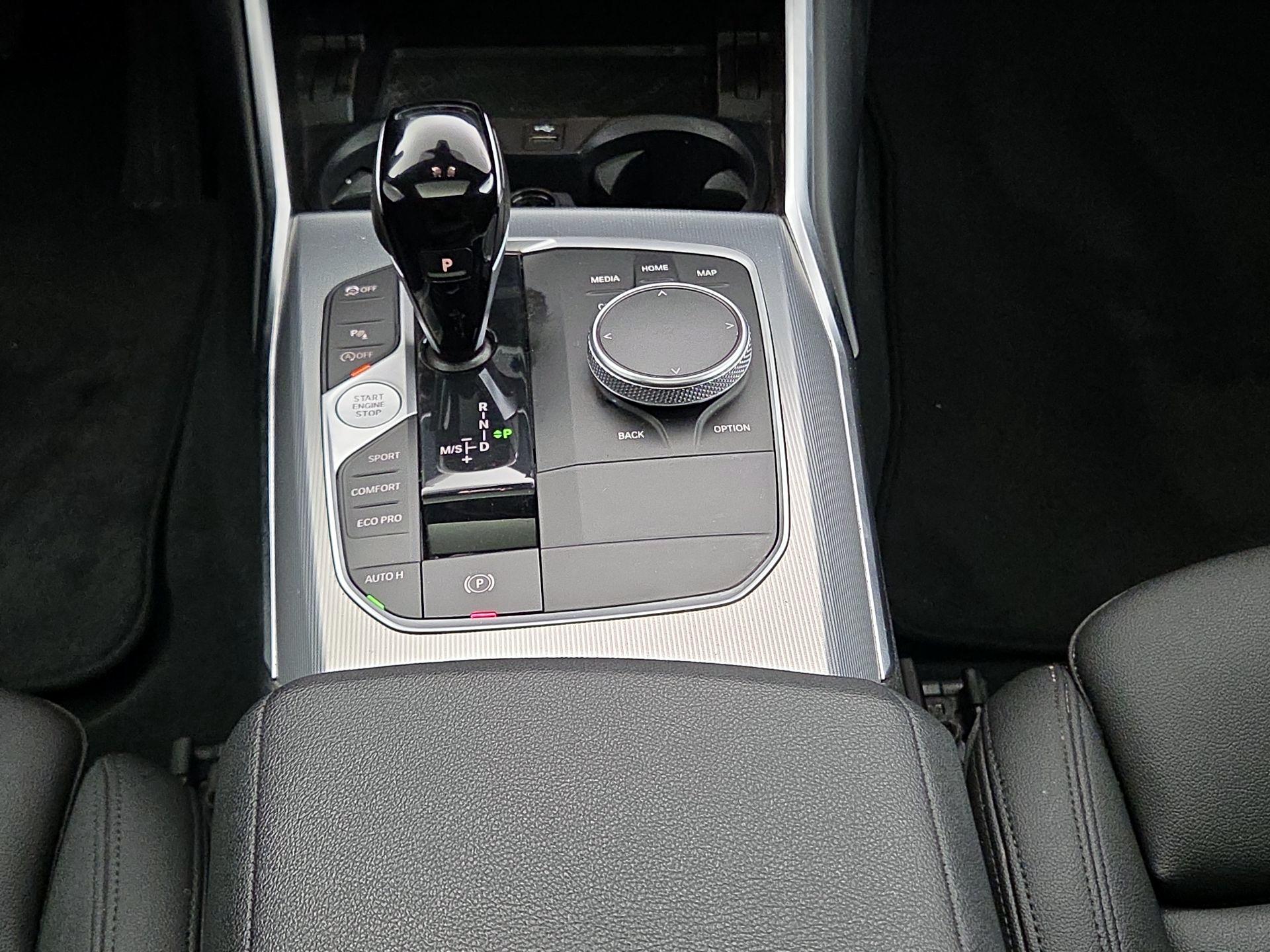 Thumbnail: 2021 BMW 3 Series - 18