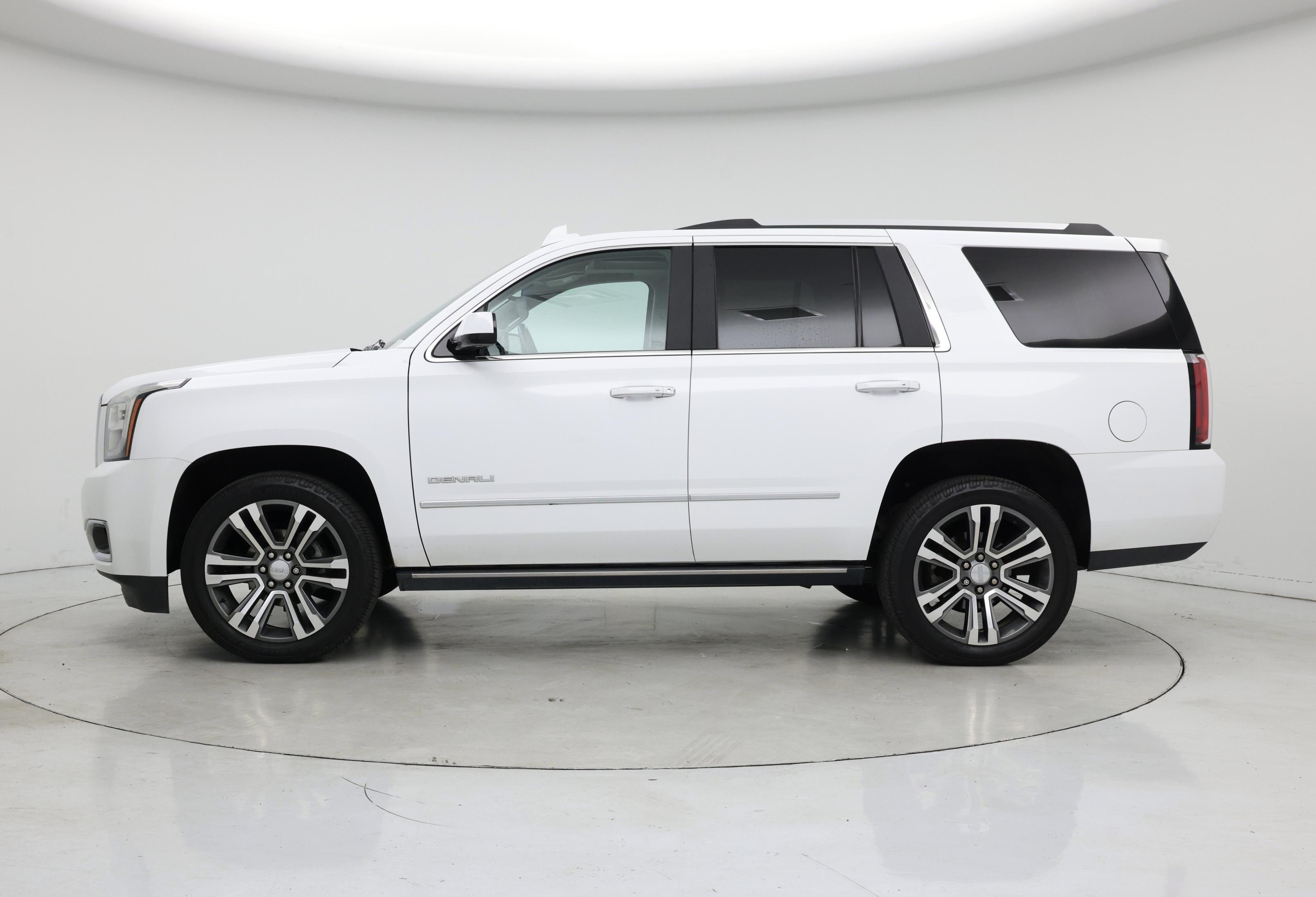 Thumbnail: 2019 GMC Yukon - 3