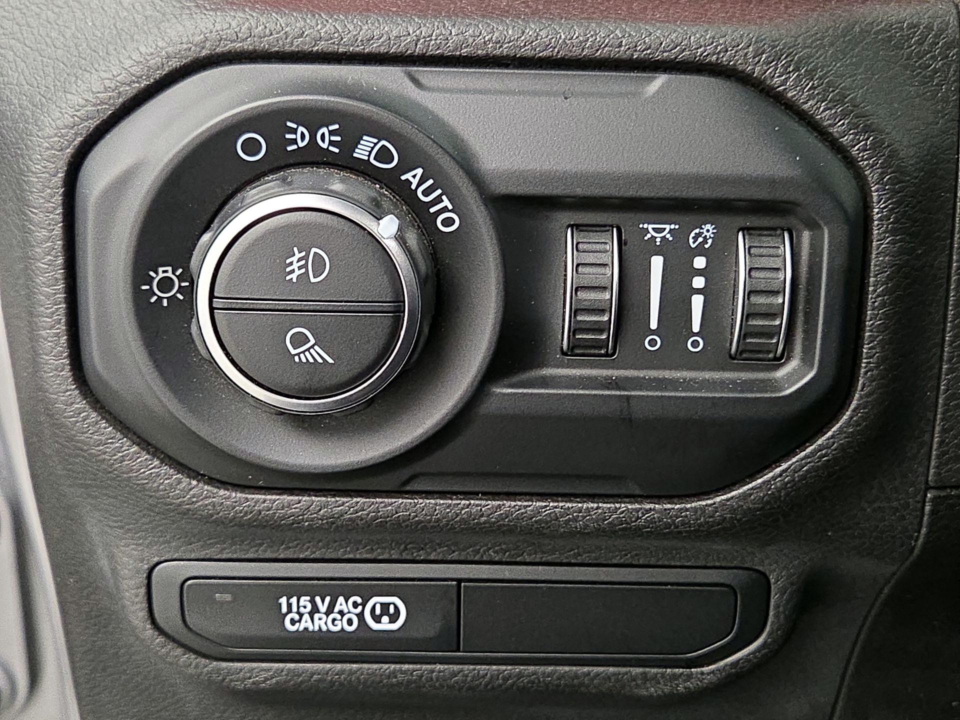 Thumbnail: 2020 Jeep Gladiator - 13