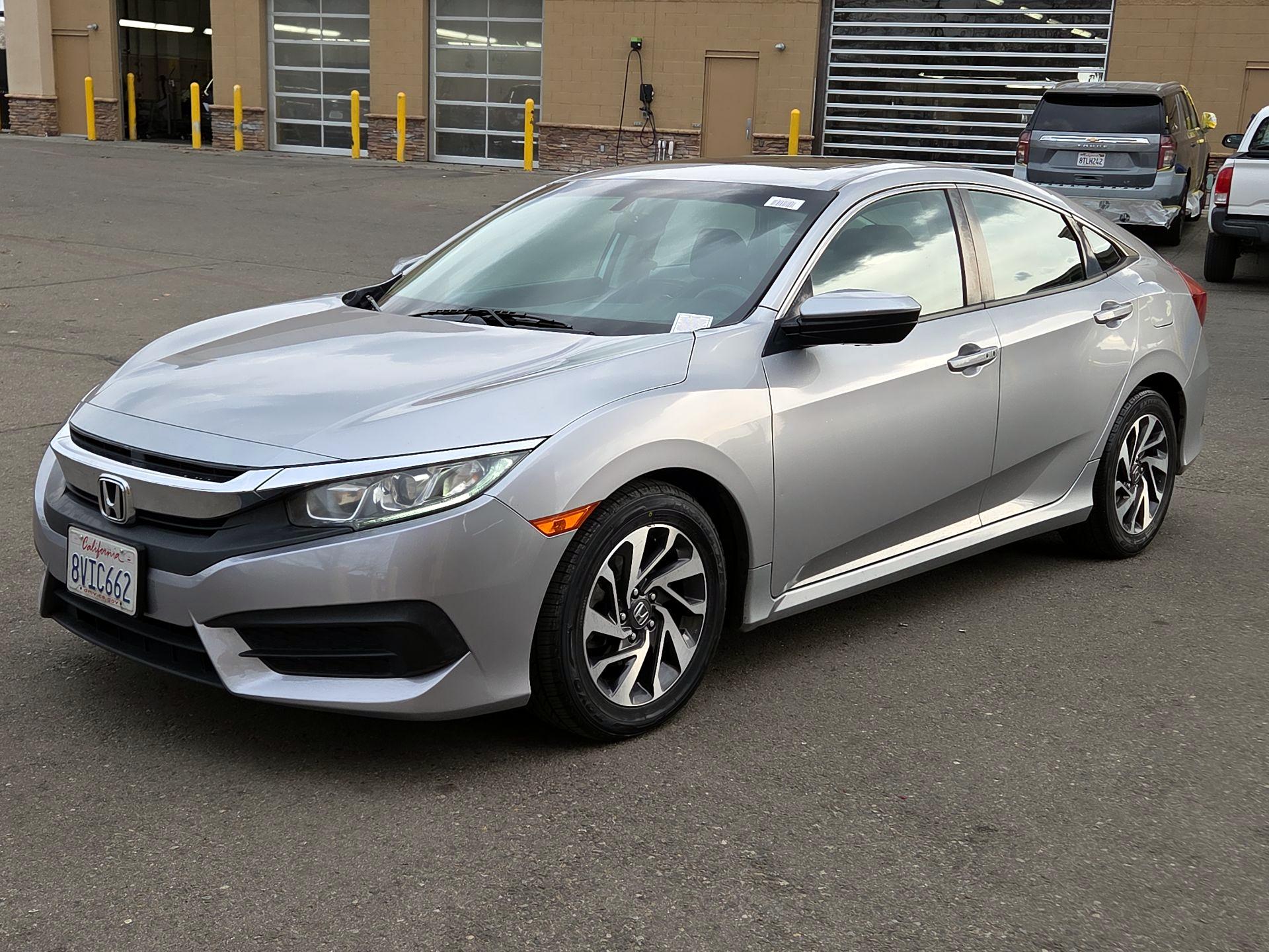 Thumbnail: 2016 Honda Civic - 3
