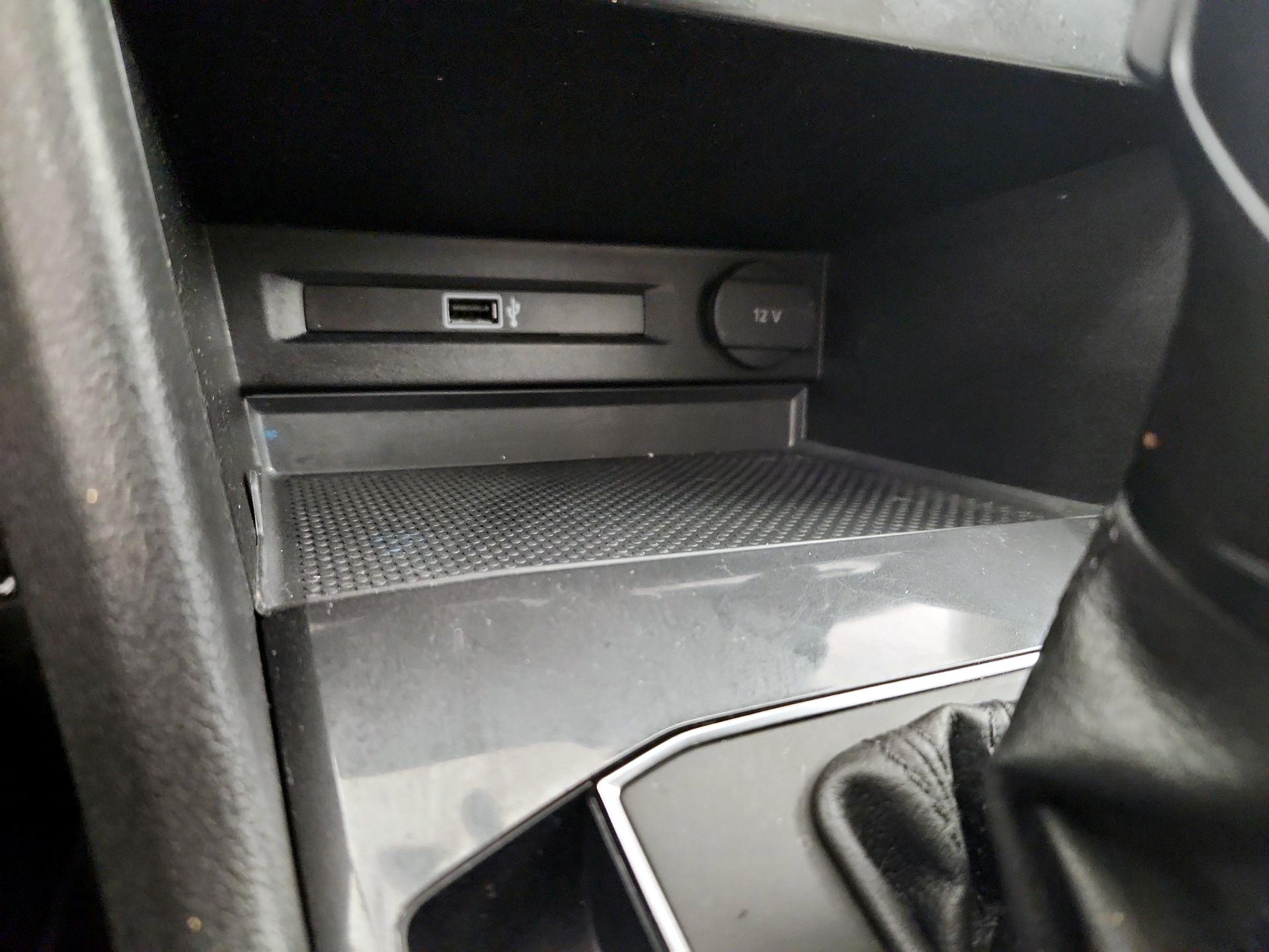 Thumbnail: 2019 Volkswagen Tiguan - 18