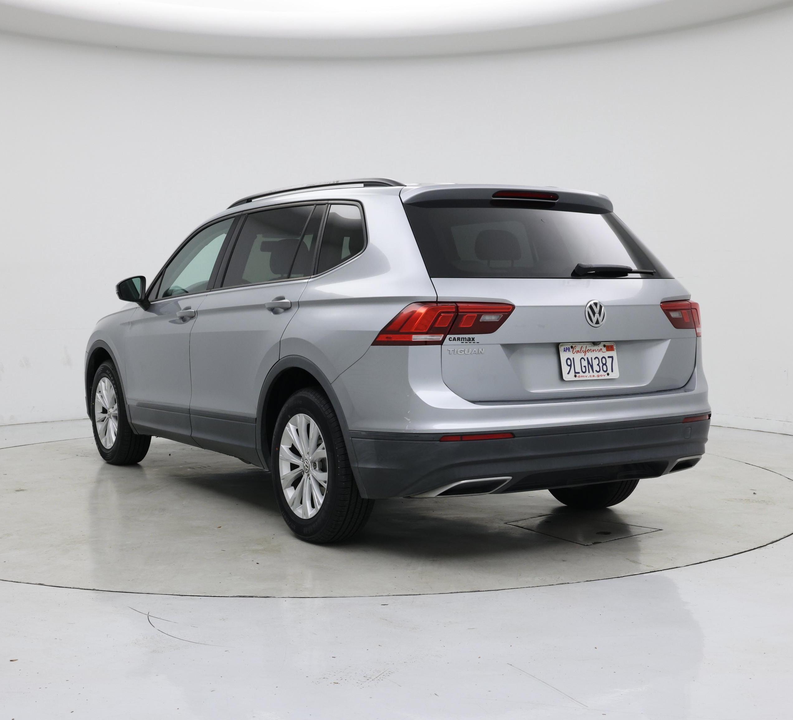 Thumbnail: 2019 Volkswagen Tiguan - 2