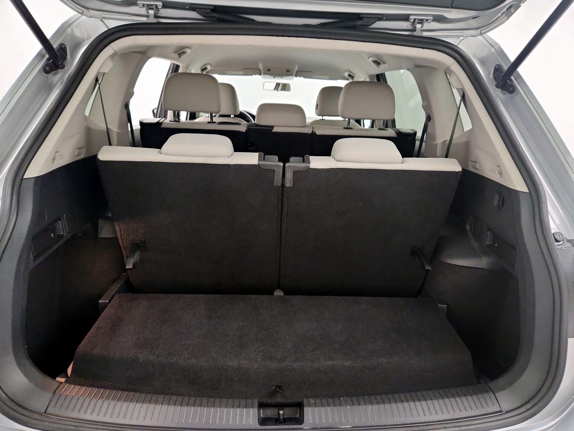 Thumbnail: 2019 Volkswagen Tiguan - 20