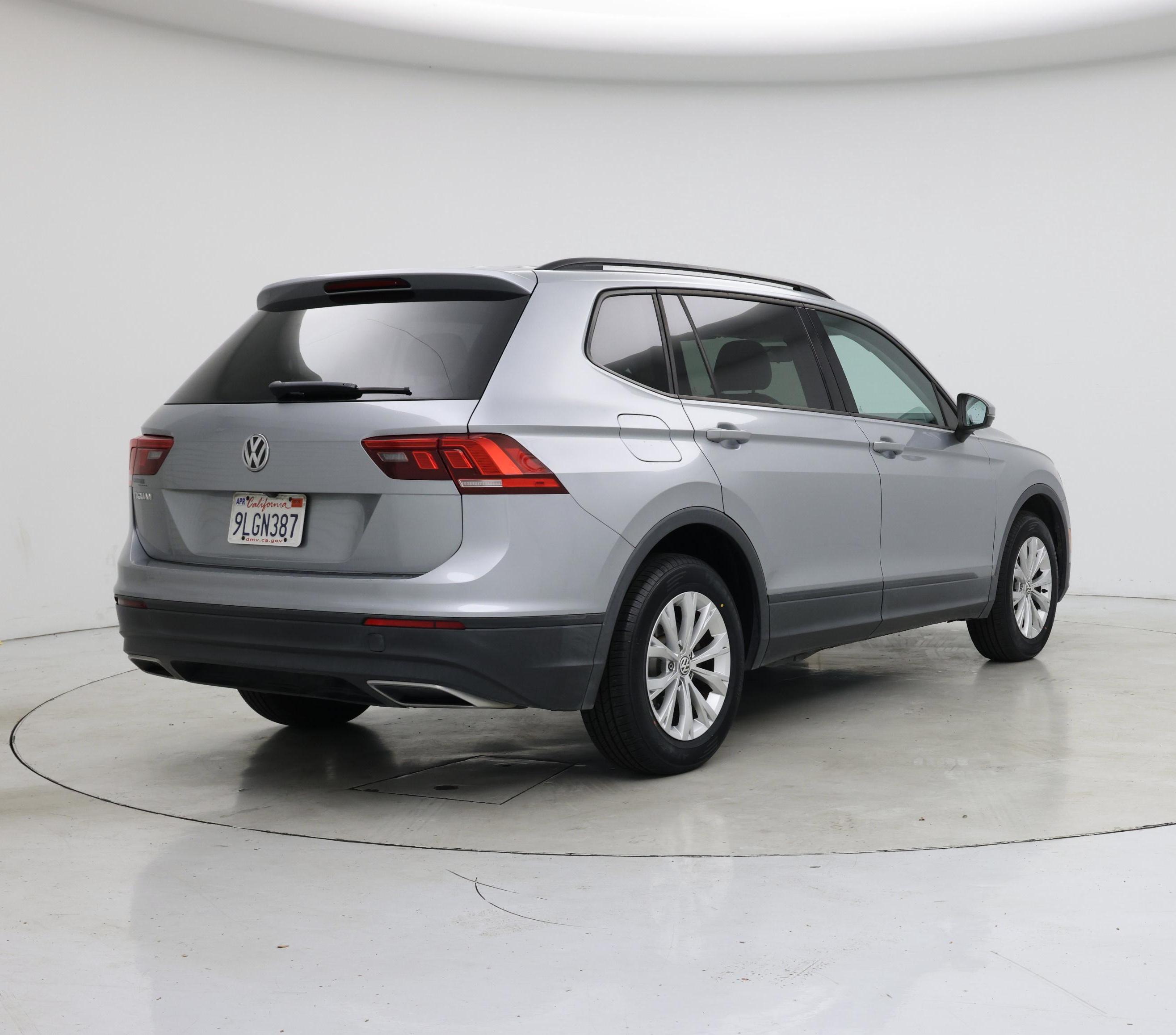 Thumbnail: 2019 Volkswagen Tiguan - 8