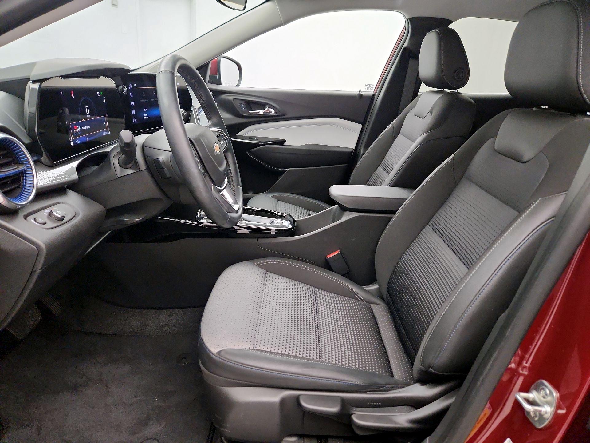 Thumbnail: 2024 Chevrolet Trax - 11