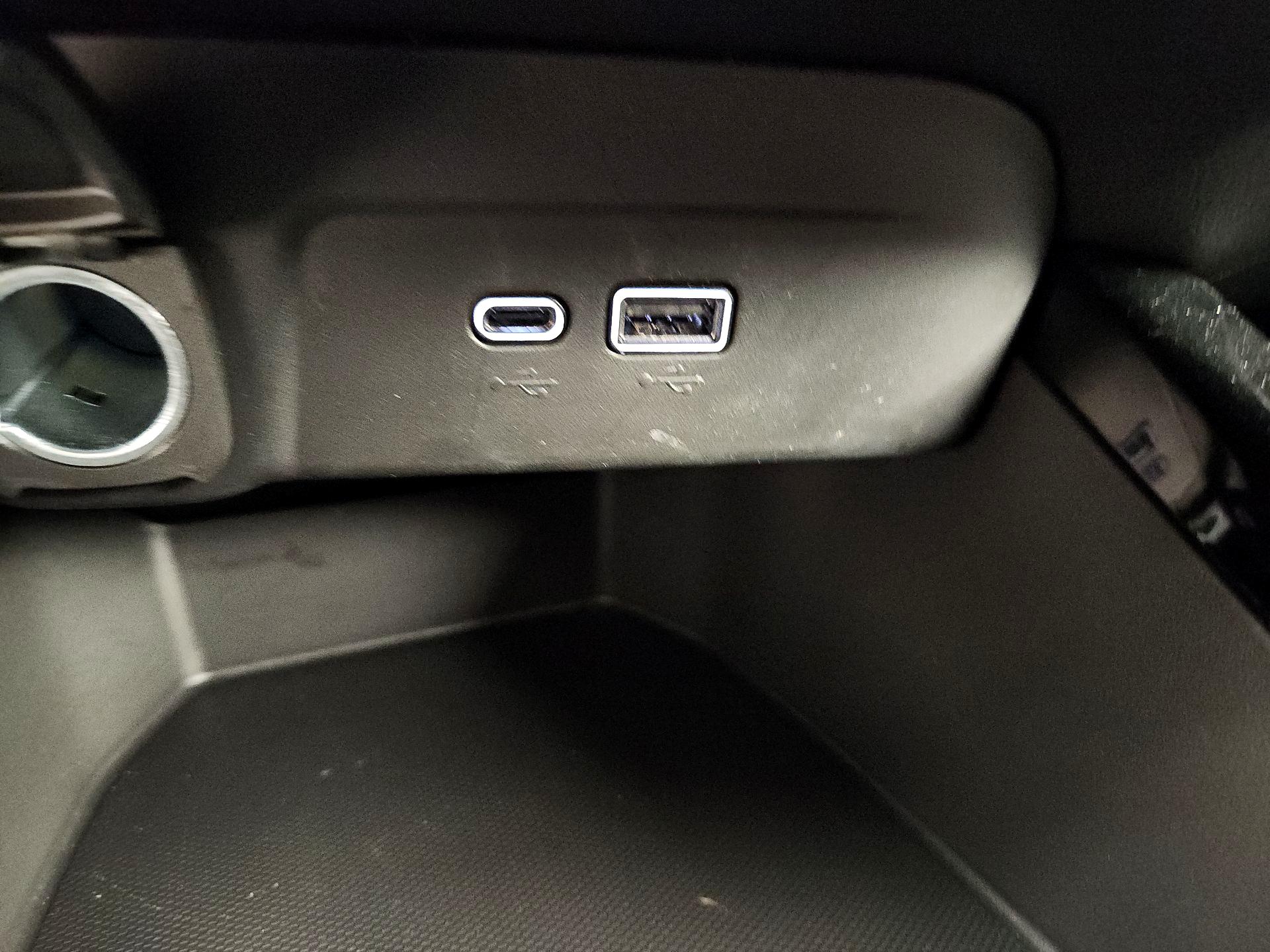 Thumbnail: 2024 Chevrolet Trax - 18