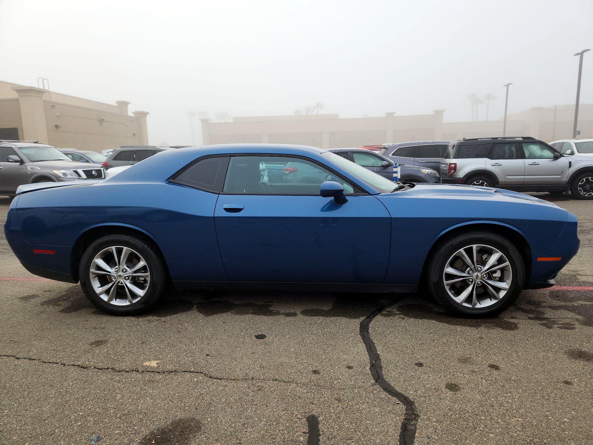 Thumbnail: 2022 Dodge Challenger - 4