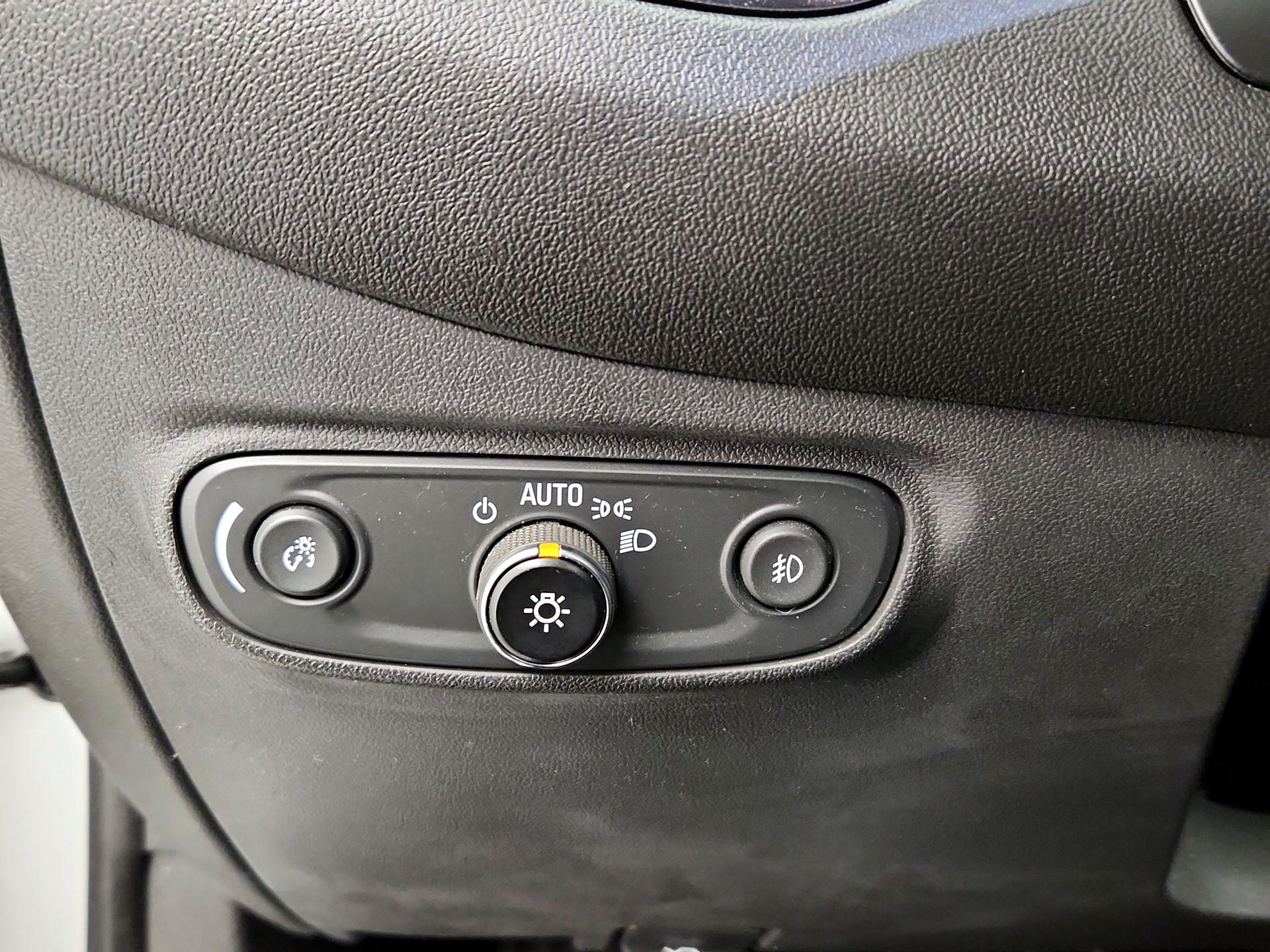 Thumbnail: 2021 Chevrolet Equinox - 13