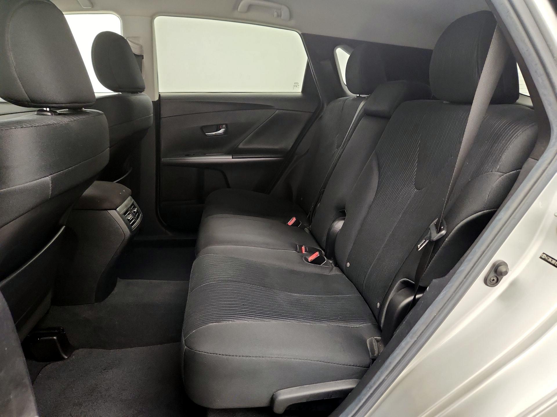 Thumbnail: 2014 Toyota Venza - 18