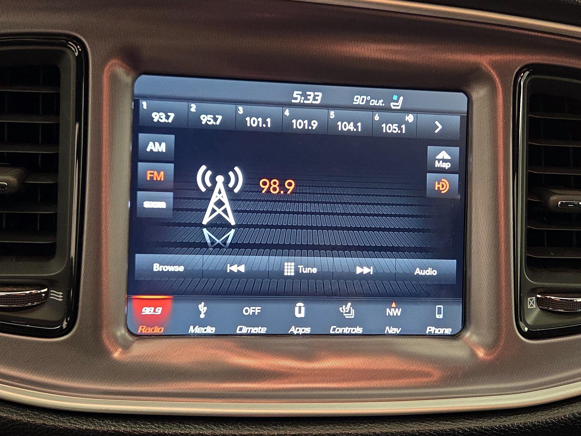 Thumbnail: 2019 Dodge Challenger - 16