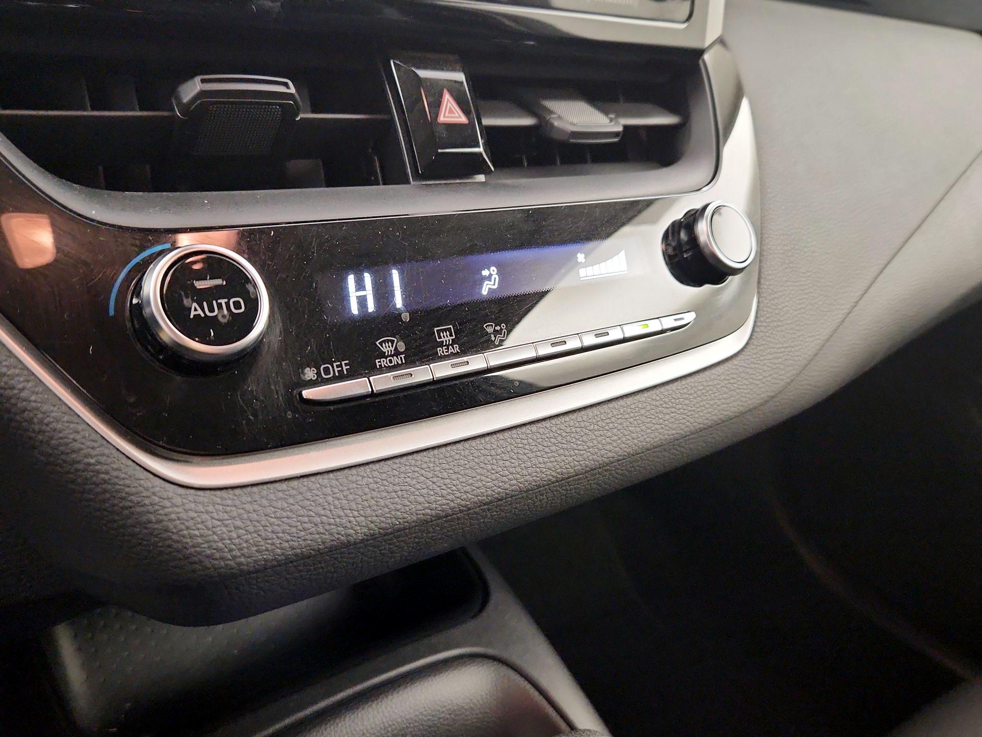 Thumbnail: 2022 Toyota Corolla - 16