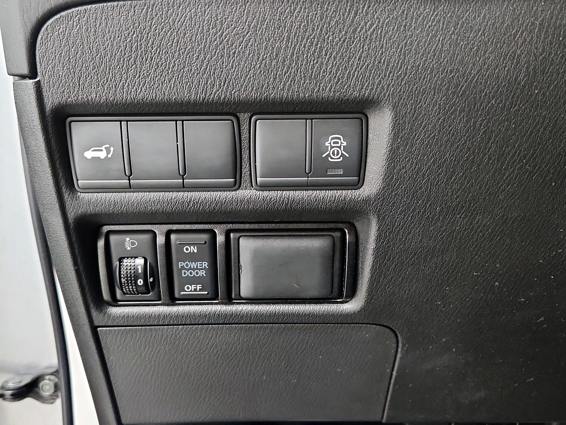 Thumbnail: 2019 Nissan Armada - 13