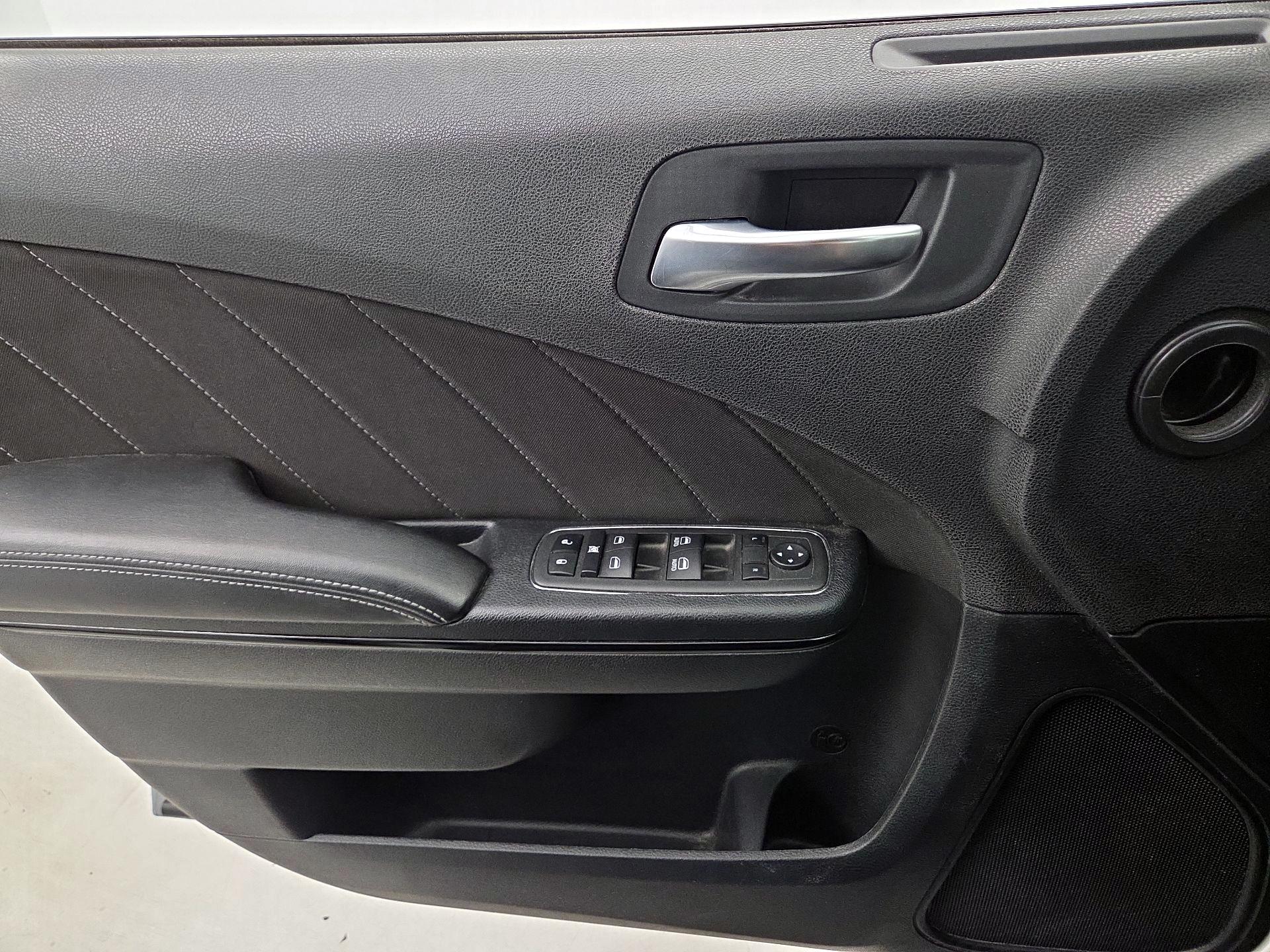 Thumbnail: 2021 Dodge Charger - 12