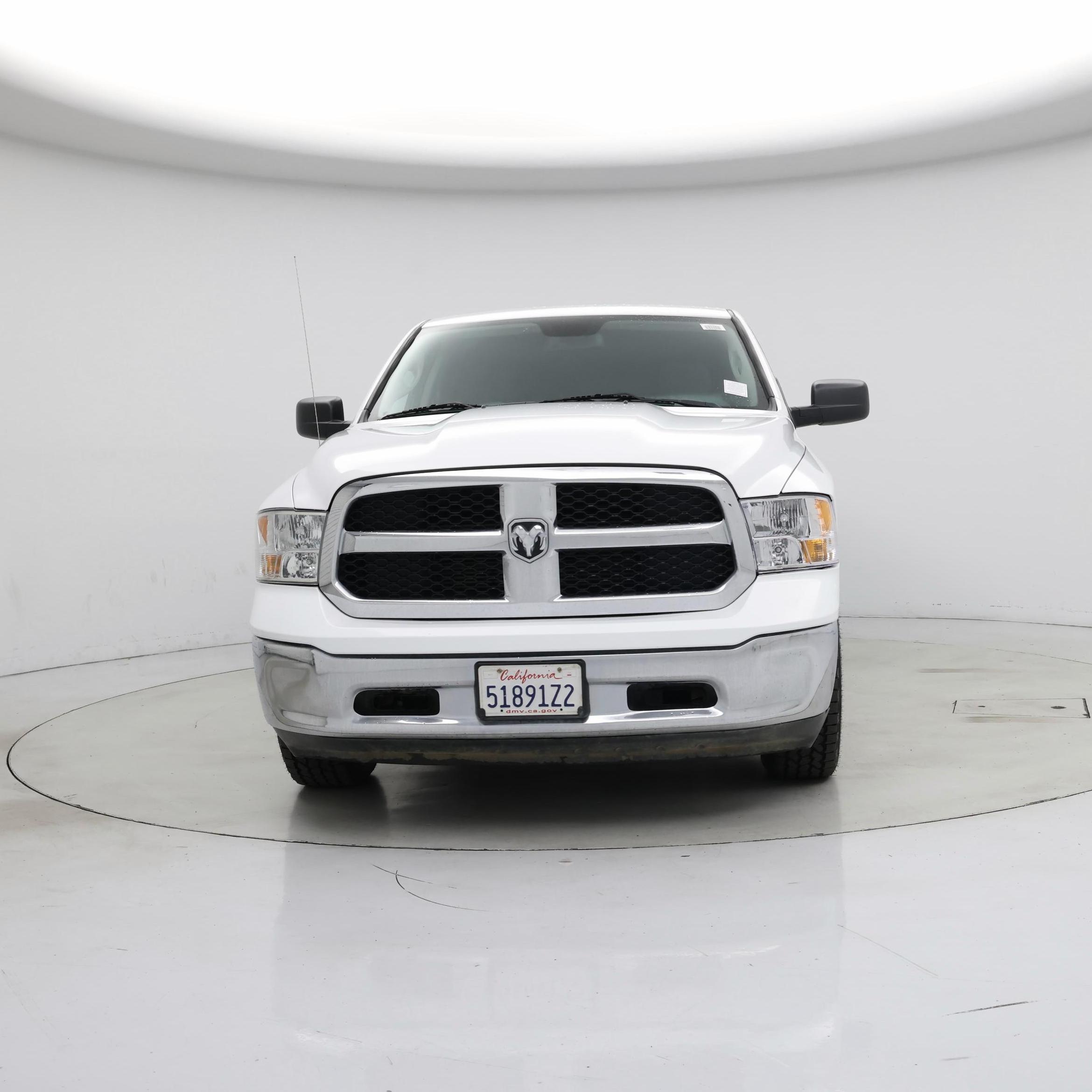 Thumbnail: 2019 RAM 1500 Classic - 5