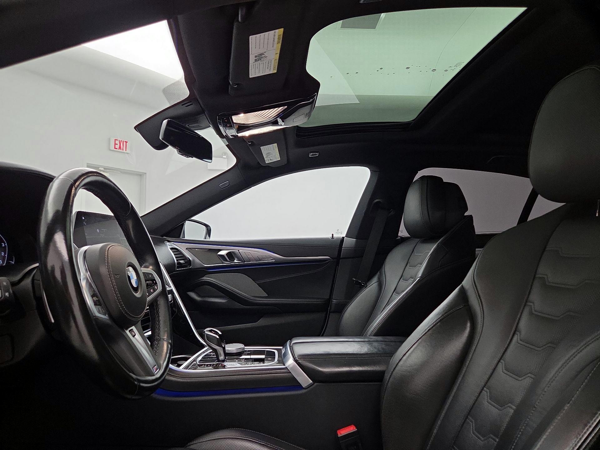 Thumbnail: 2022 BMW 8 Series - 20