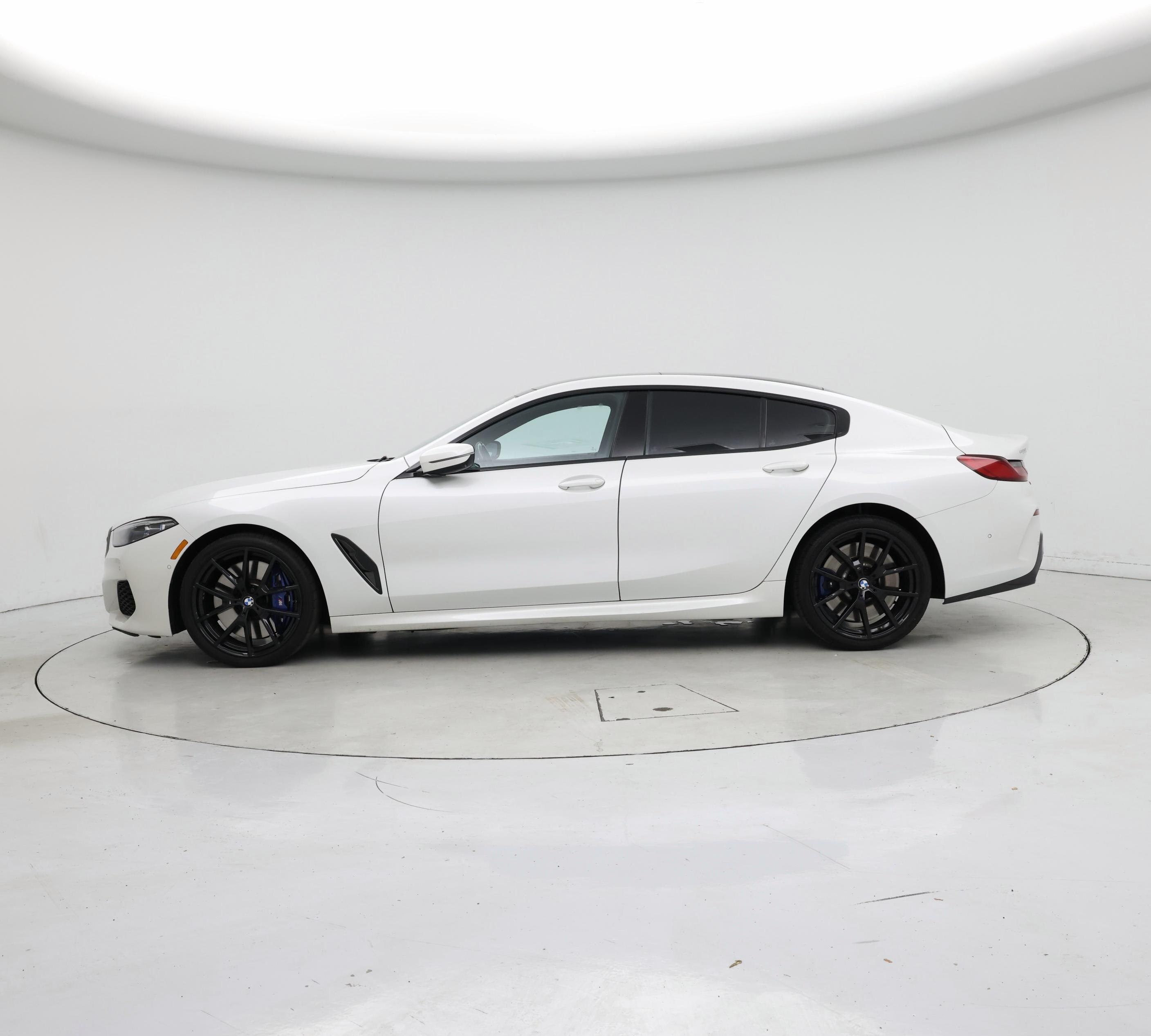 Thumbnail: 2022 BMW 8 Series - 3