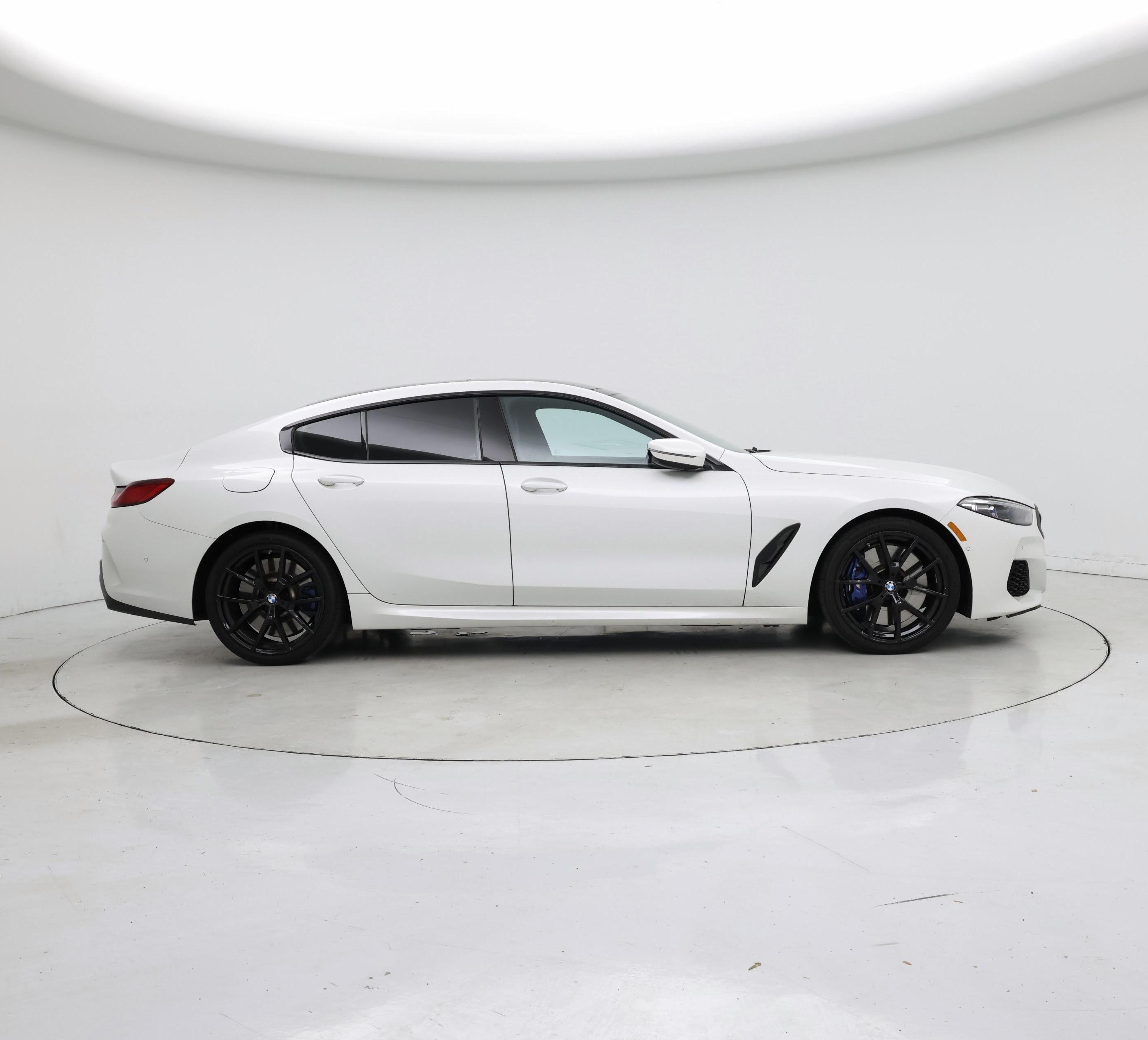 Thumbnail: 2022 BMW 8 Series - 7