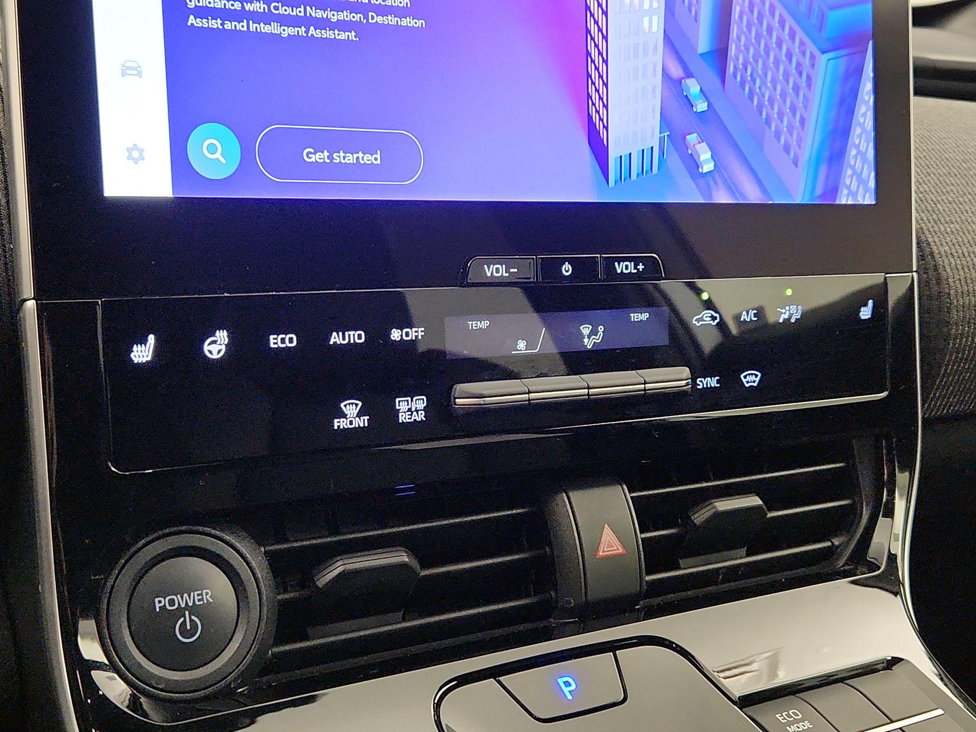 Thumbnail: 2024 Toyota bZ4X - 16