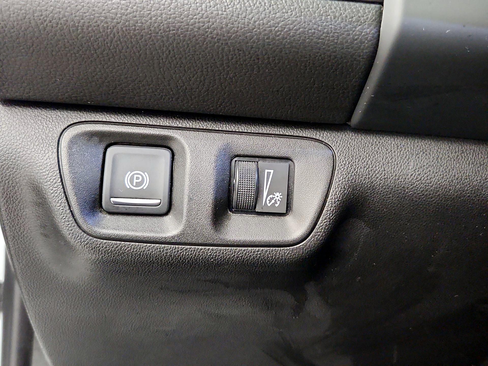 Thumbnail: 2020 GMC Acadia - 13