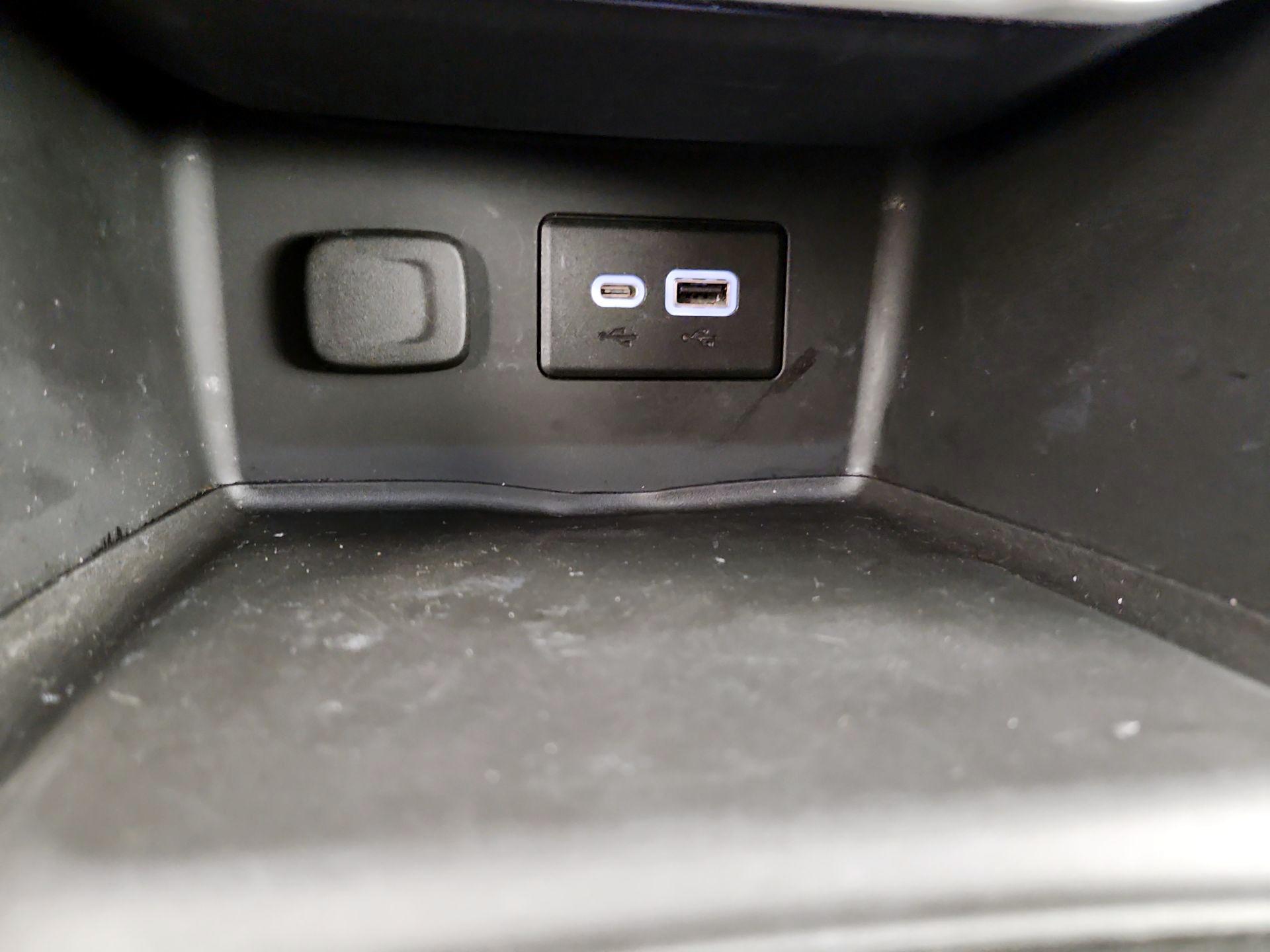 Thumbnail: 2020 GMC Acadia - 18