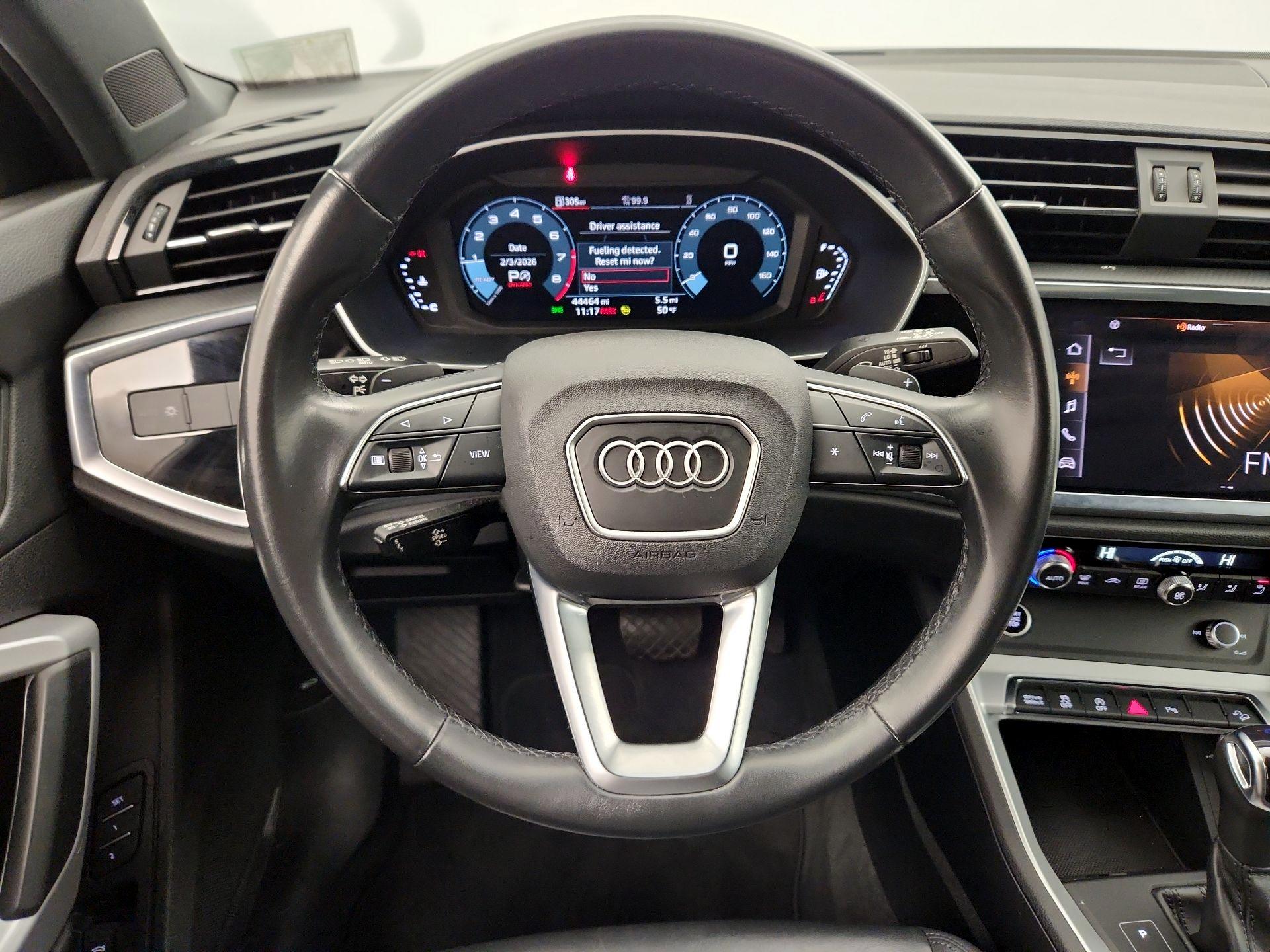 Thumbnail: 2022 Audi Q3 - 10