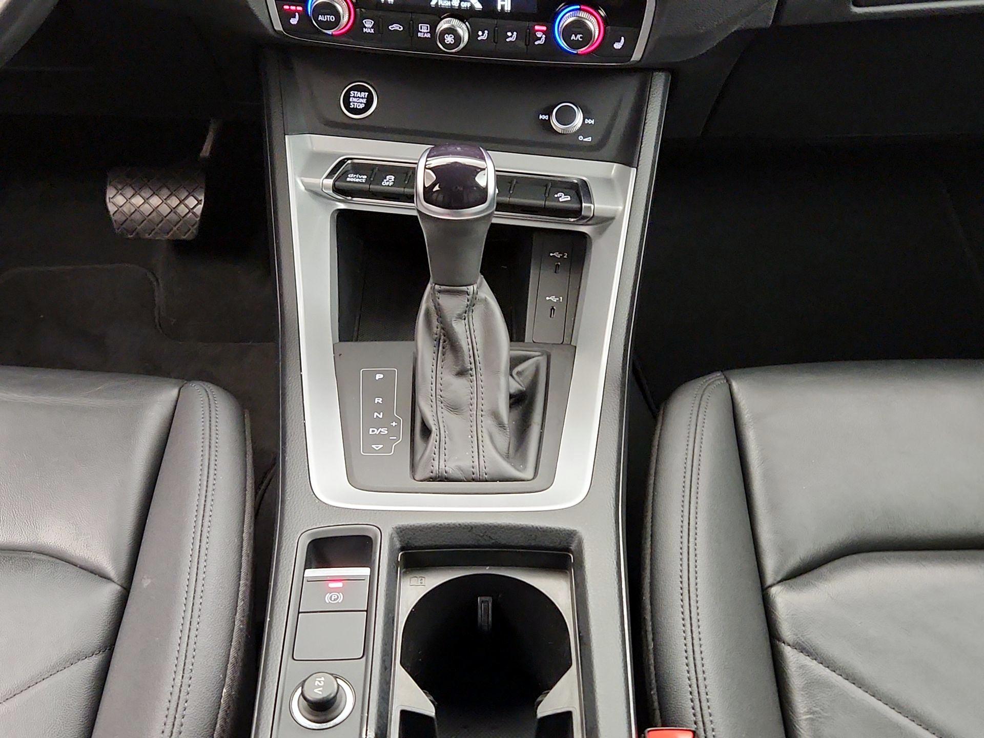 Thumbnail: 2022 Audi Q3 - 17