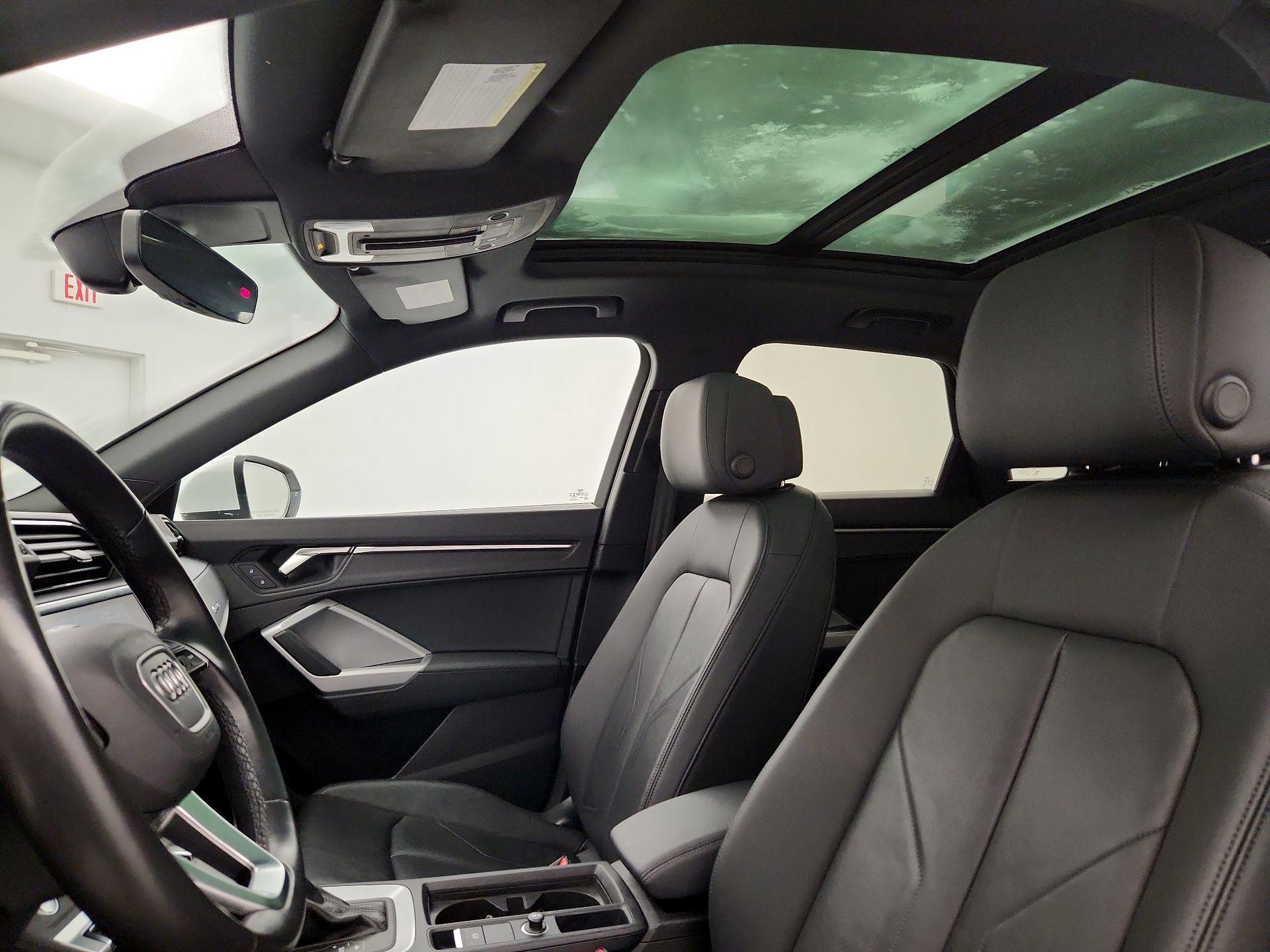 Thumbnail: 2022 Audi Q3 - 18